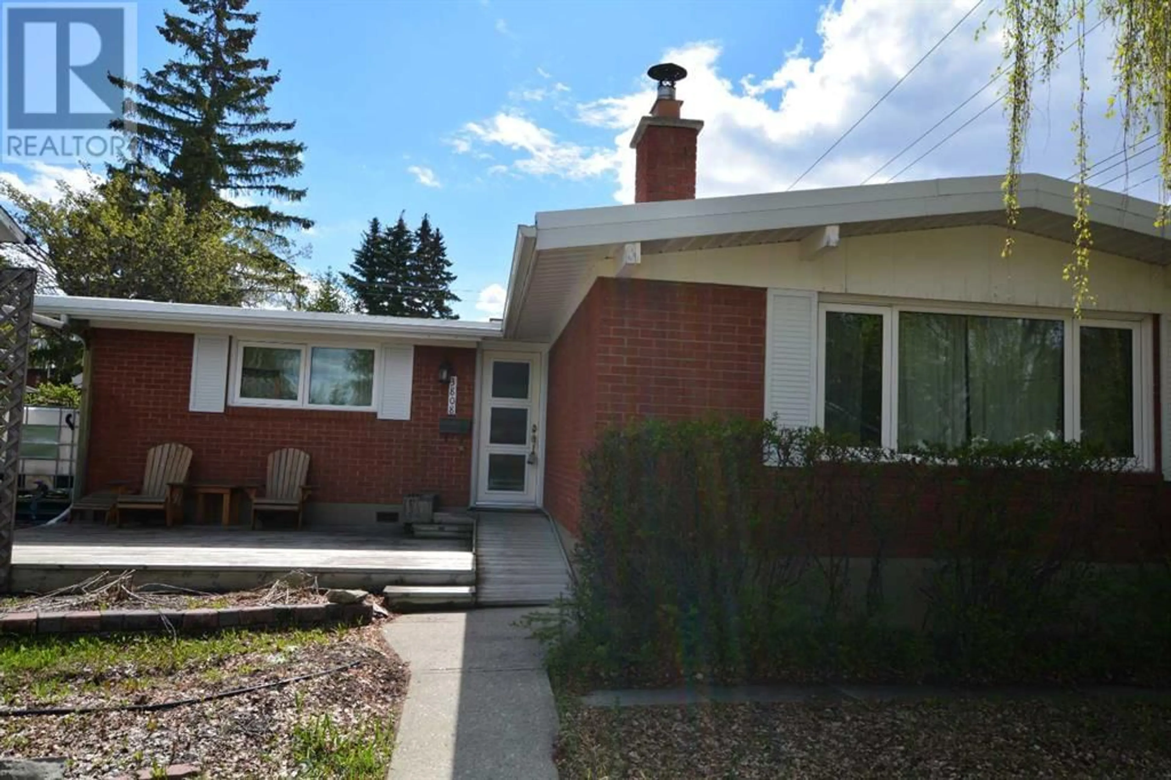 Outside view for 3808 Vancouver Crescent NW, Calgary Alberta T3A0M1