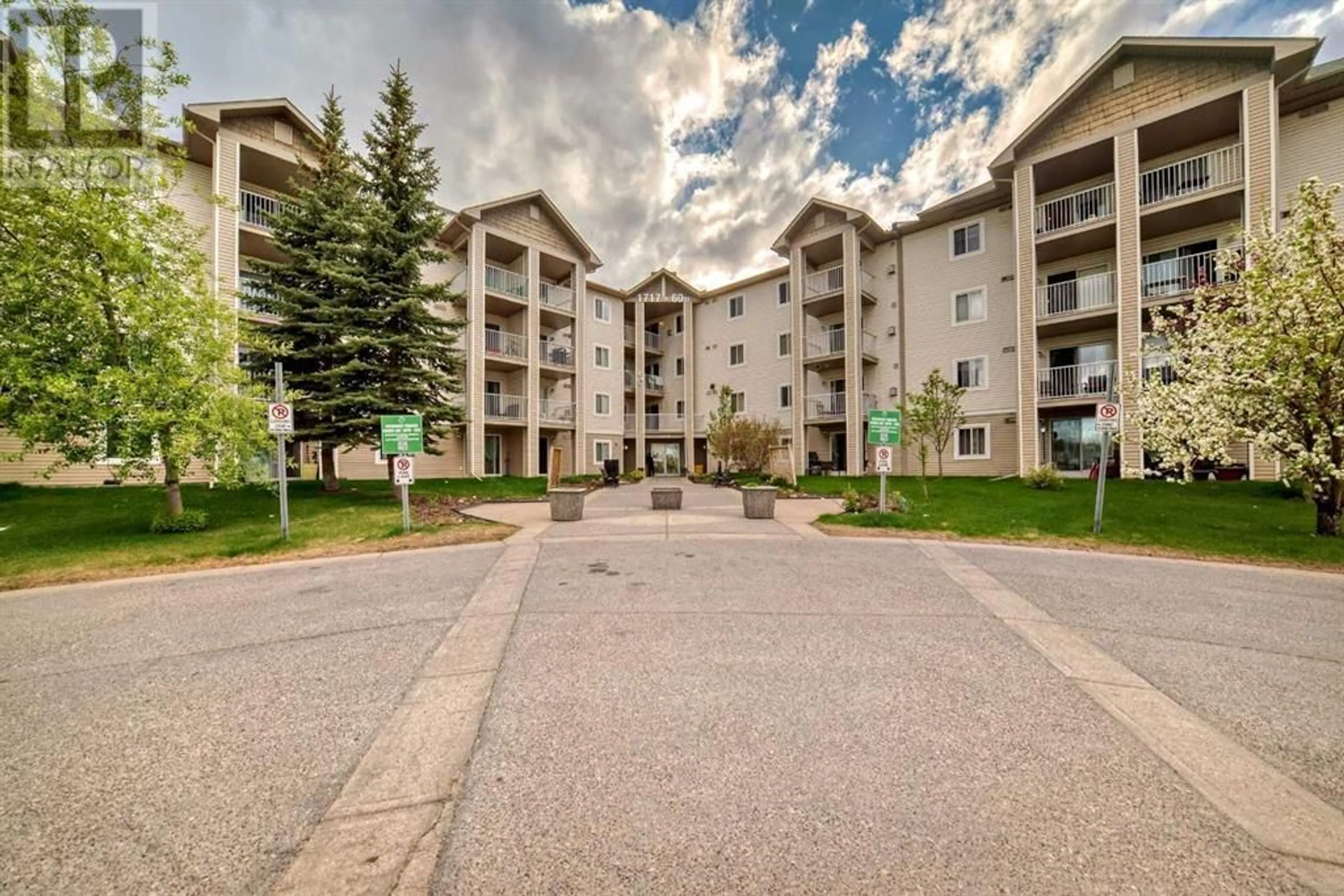 A pic from exterior of the house or condo for 209 1717 60 Street SE, Calgary Alberta T2A7Y7
