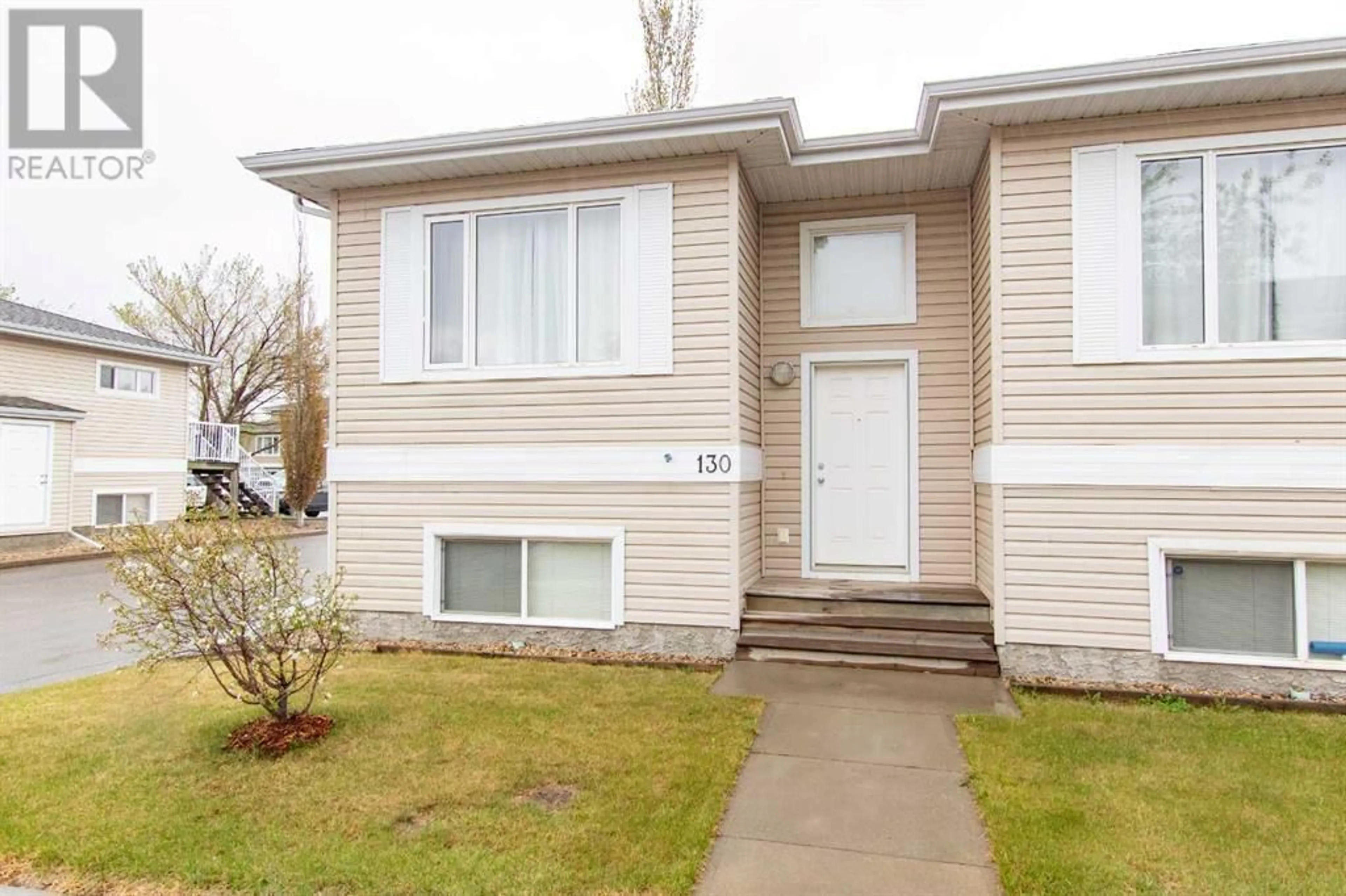 A pic from exterior of the house or condo for 130 9105 91 Street, Grande Prairie Alberta T8X0E6