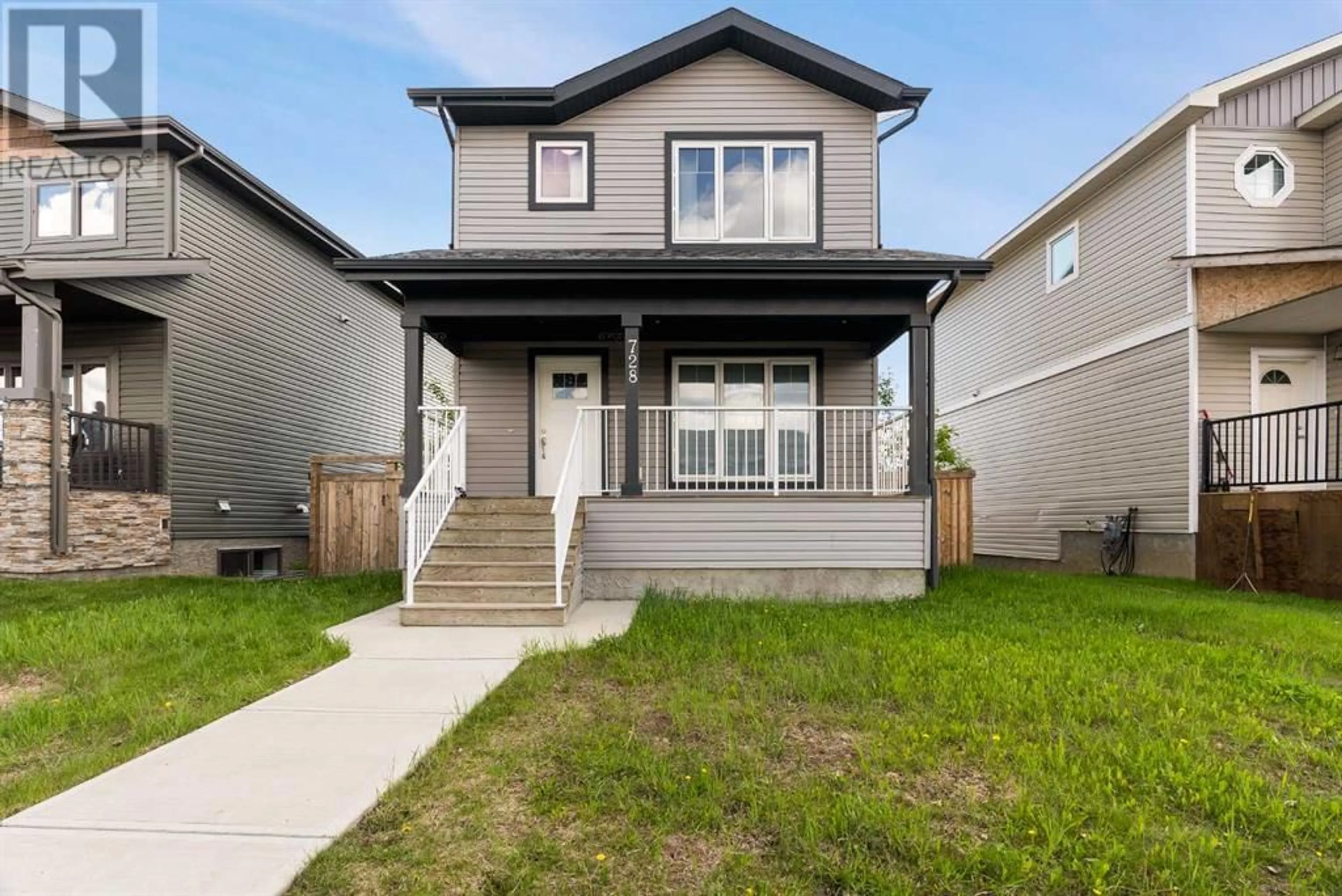 Frontside or backside of a home for 728 Athabasca Avenue, Fort McMurray Alberta T9J1H7