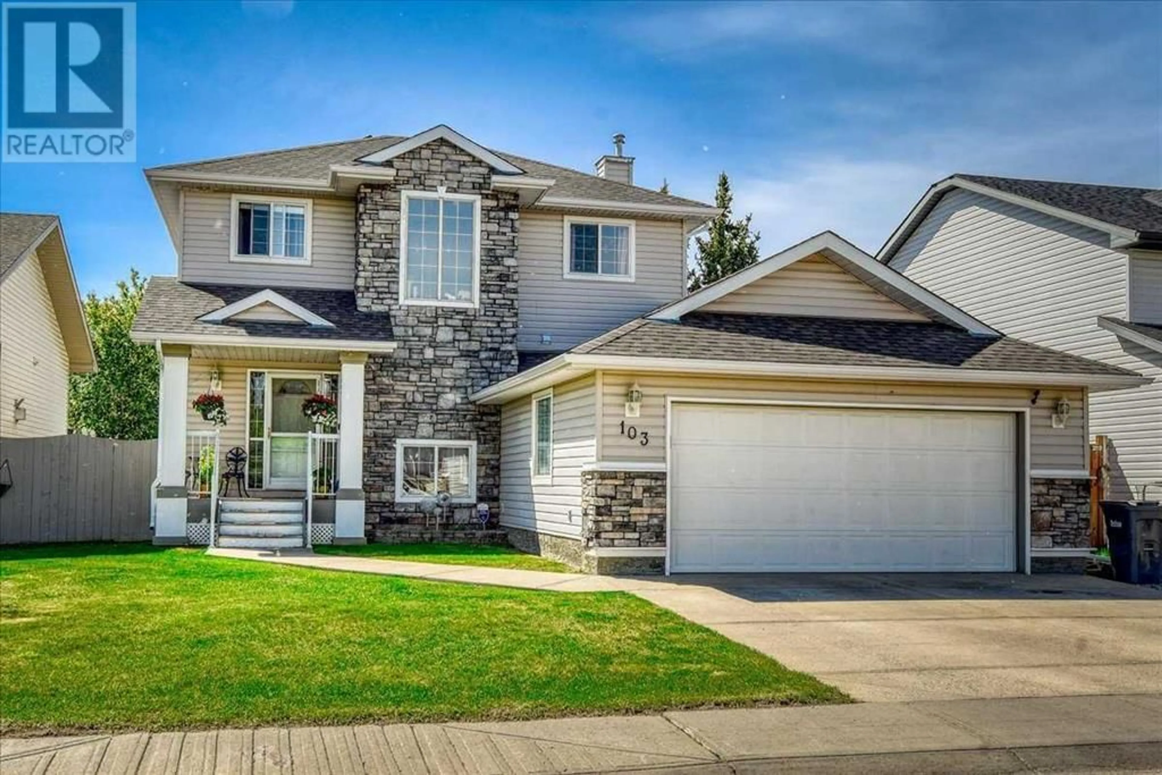 Frontside or backside of a home for 103 Aspen Creek Way, Strathmore Alberta T1P1R4