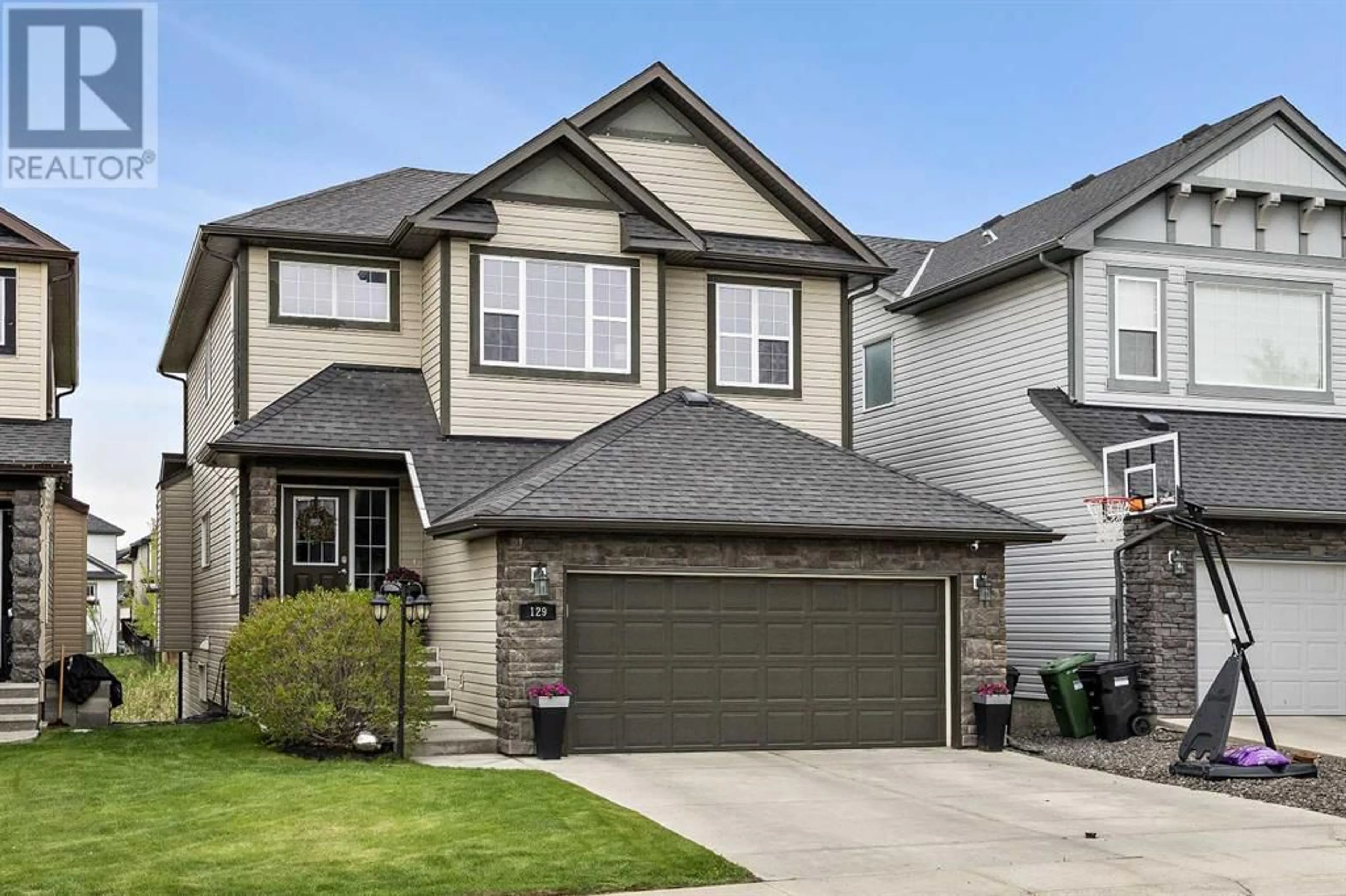 Frontside or backside of a home for 129 Kincora Glen Rise NW, Calgary Alberta T3R0B7