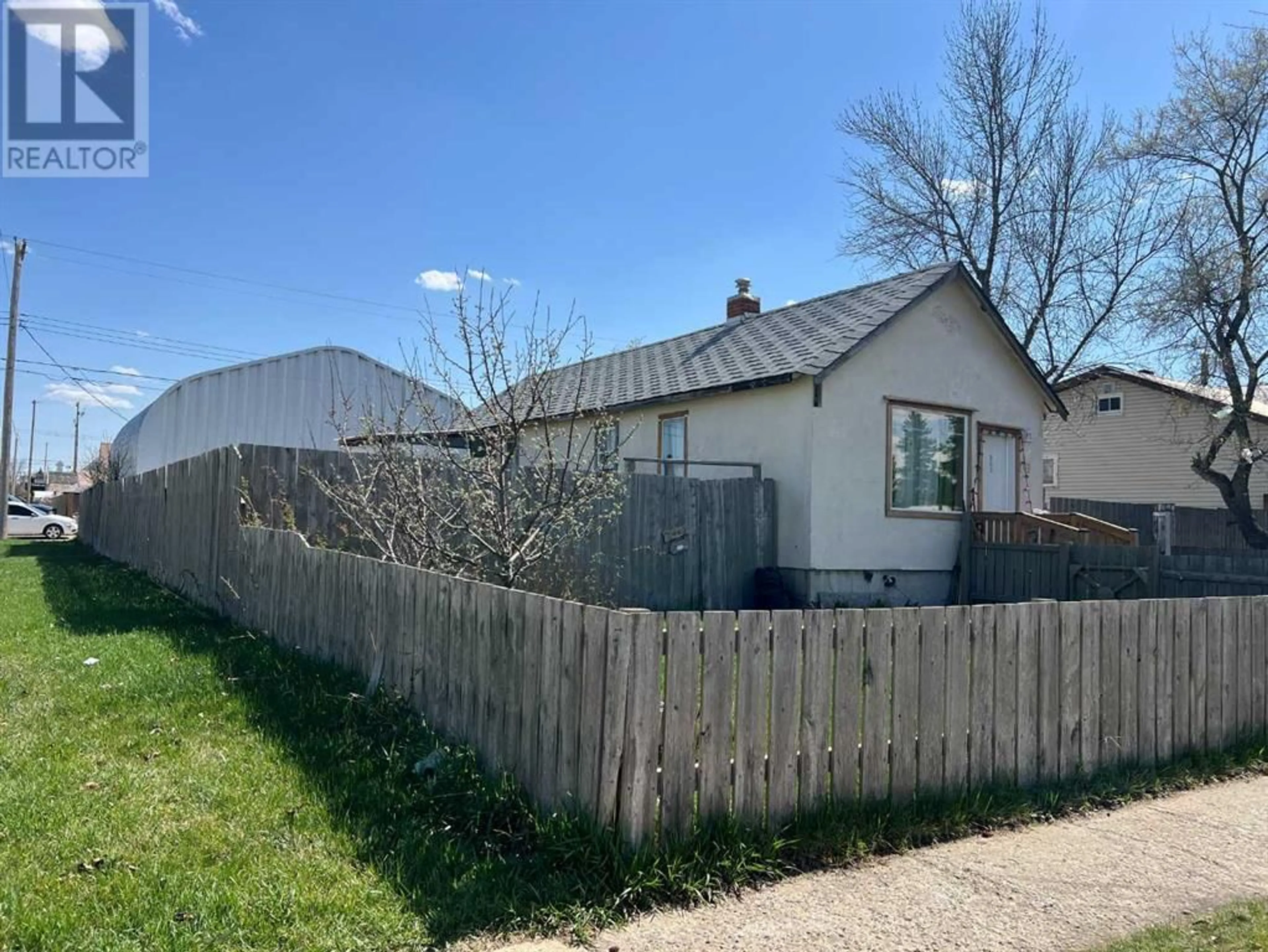 Unknown for 303 2 STREET NORTH, Vulcan Alberta T0L2B0