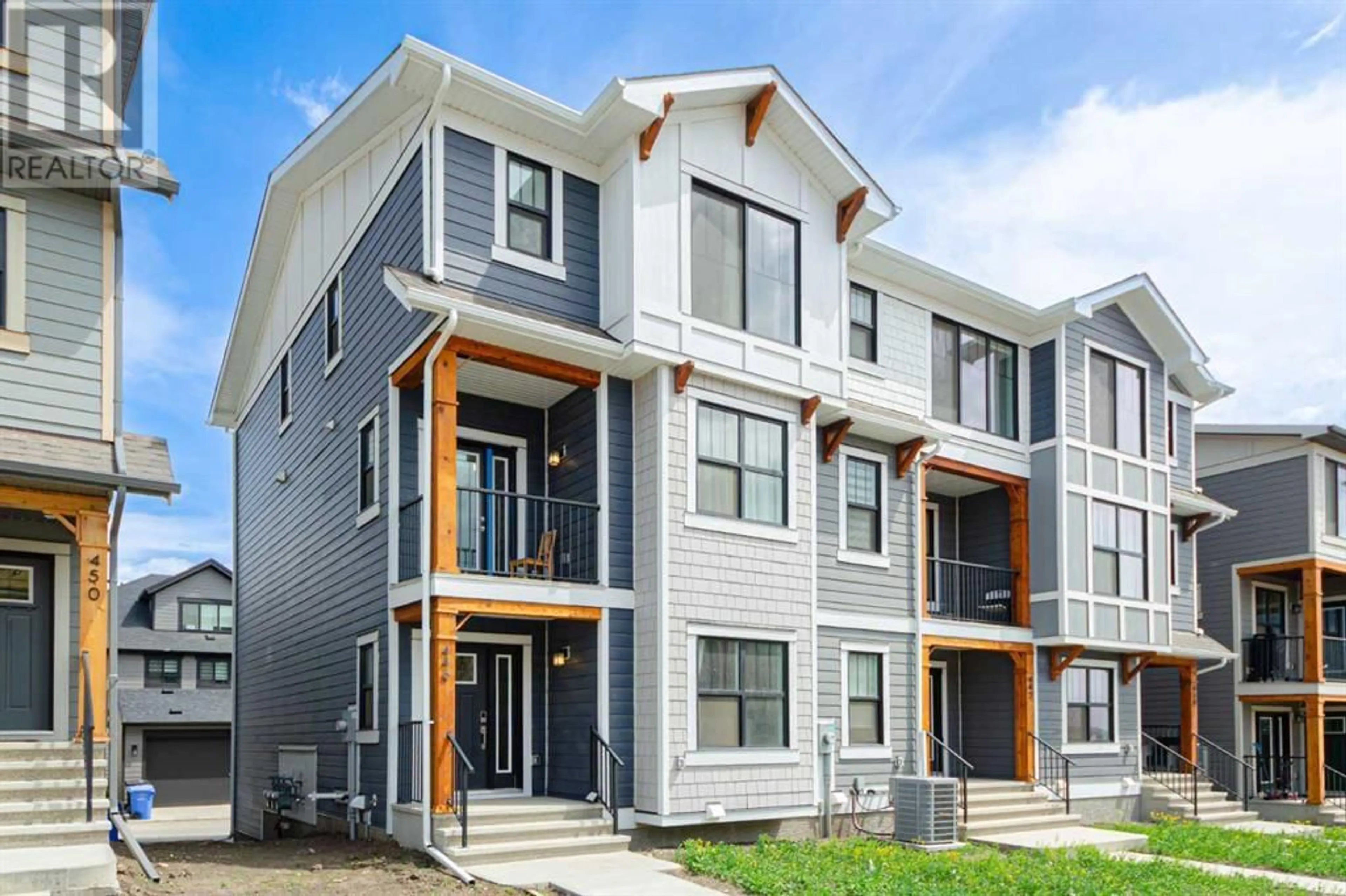 Home with vinyl exterior material, unknown for 446 ALPINE AVENUE SOUTHWEST, Calgary Alberta T2Y0V1