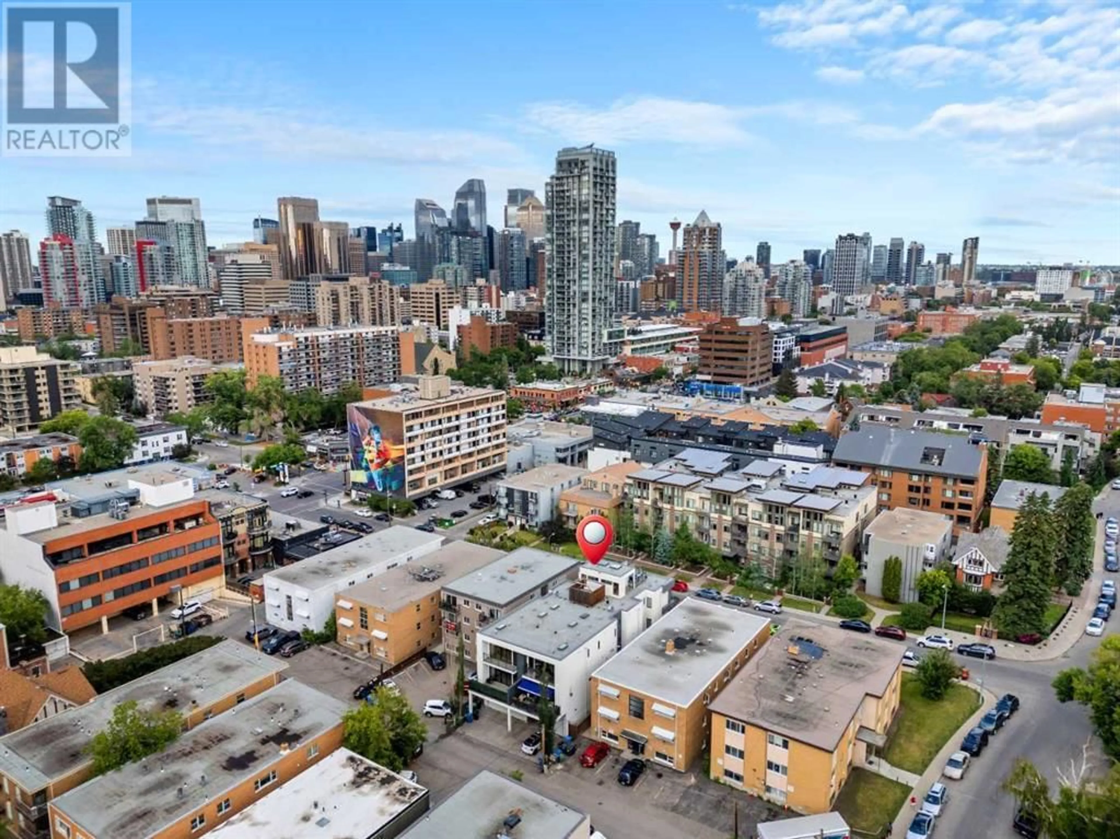 A pic from outside/outdoor area/front of a property/back of a property/a pic from drone, city buildings view from balcony for 1723 10 STREET SOUTHWEST, Calgary Alberta T2T3E9