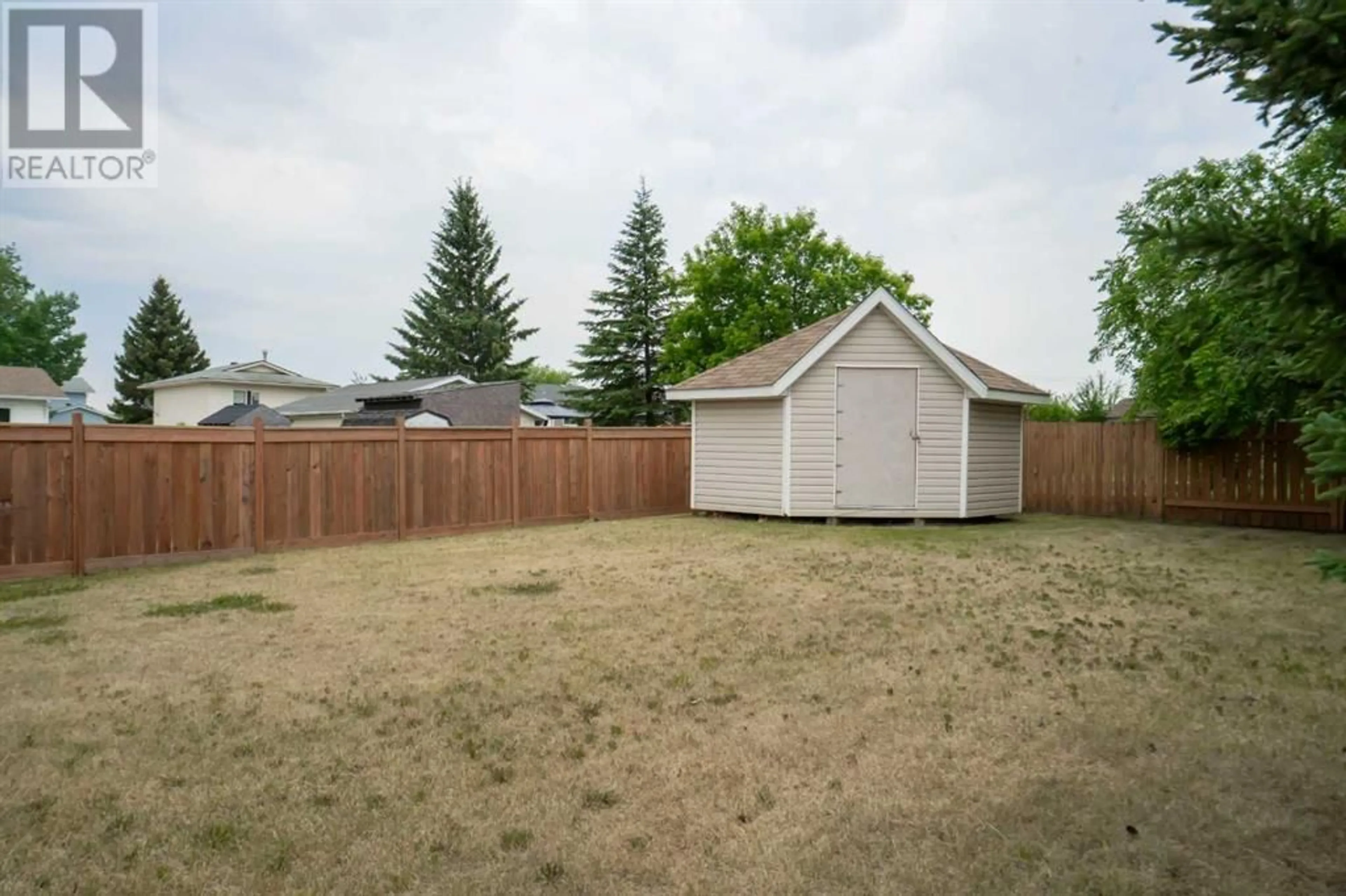 Shed for 8325 101 AVENUE, Peace River Alberta T8S1N2