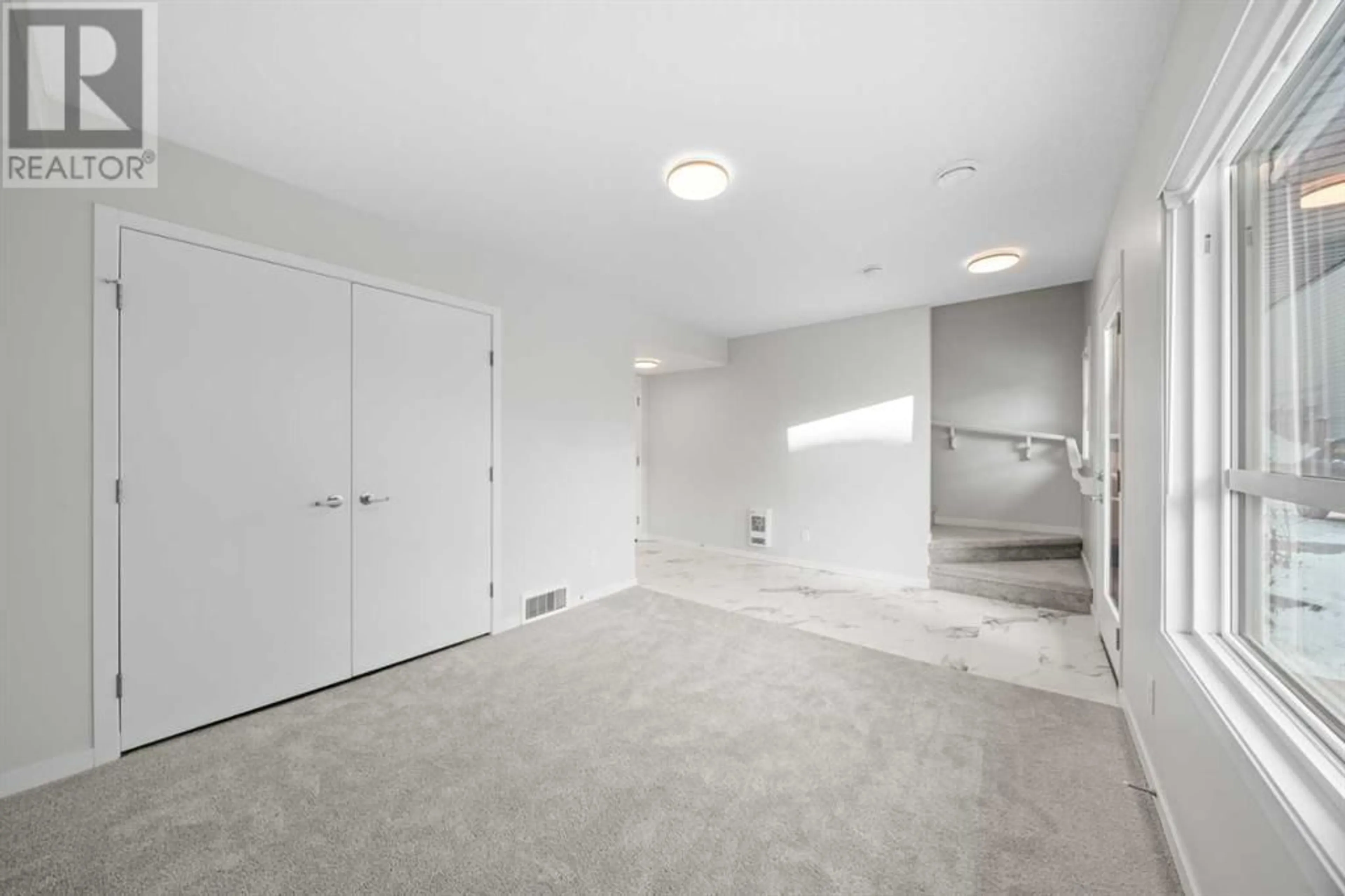 A pic of a room for 42 CRANBROOK GARDENS SOUTHEAST, Calgary Alberta T3M3N9