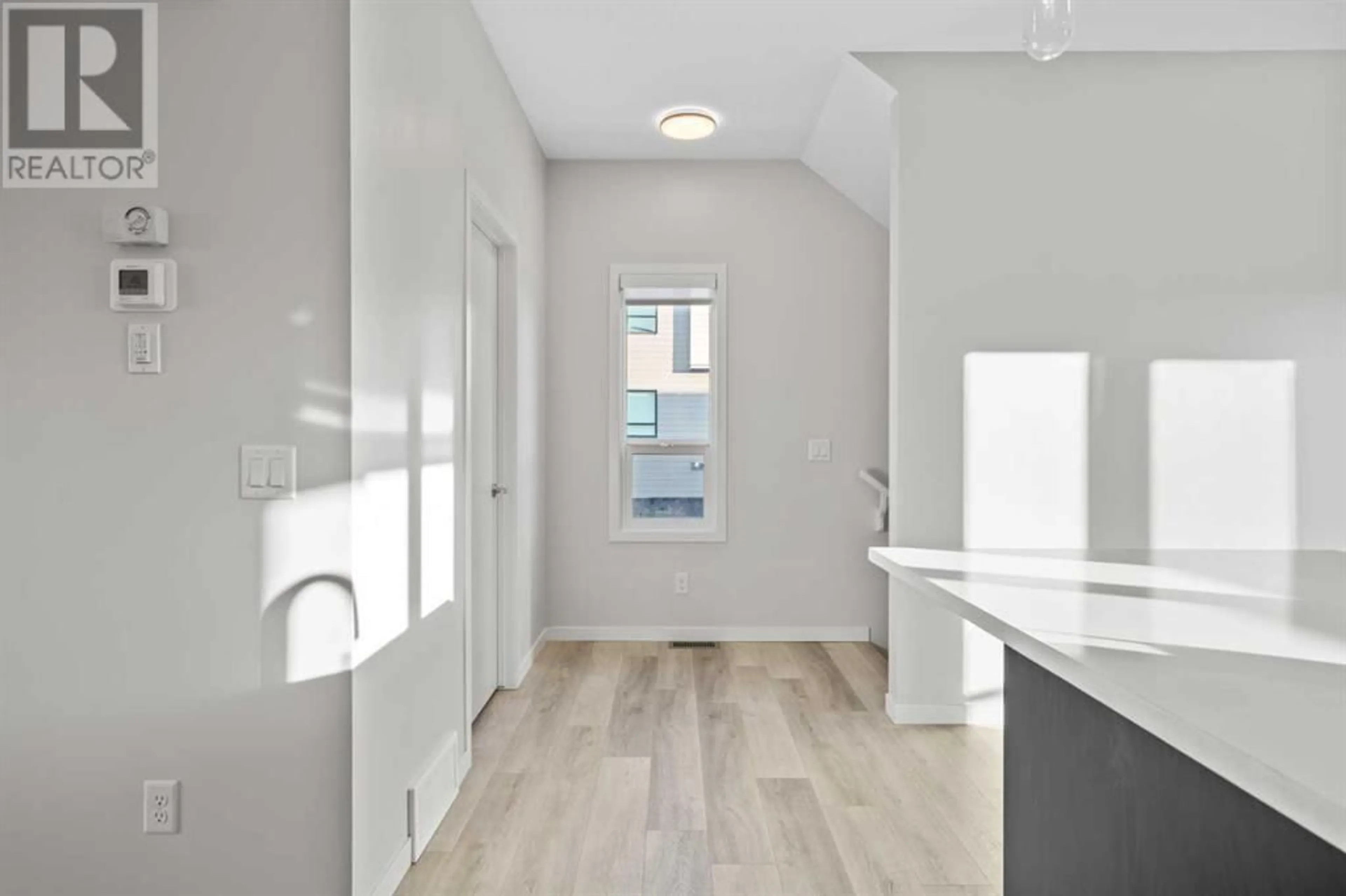 Unknown for 42 CRANBROOK GARDENS SOUTHEAST, Calgary Alberta T3M3N9