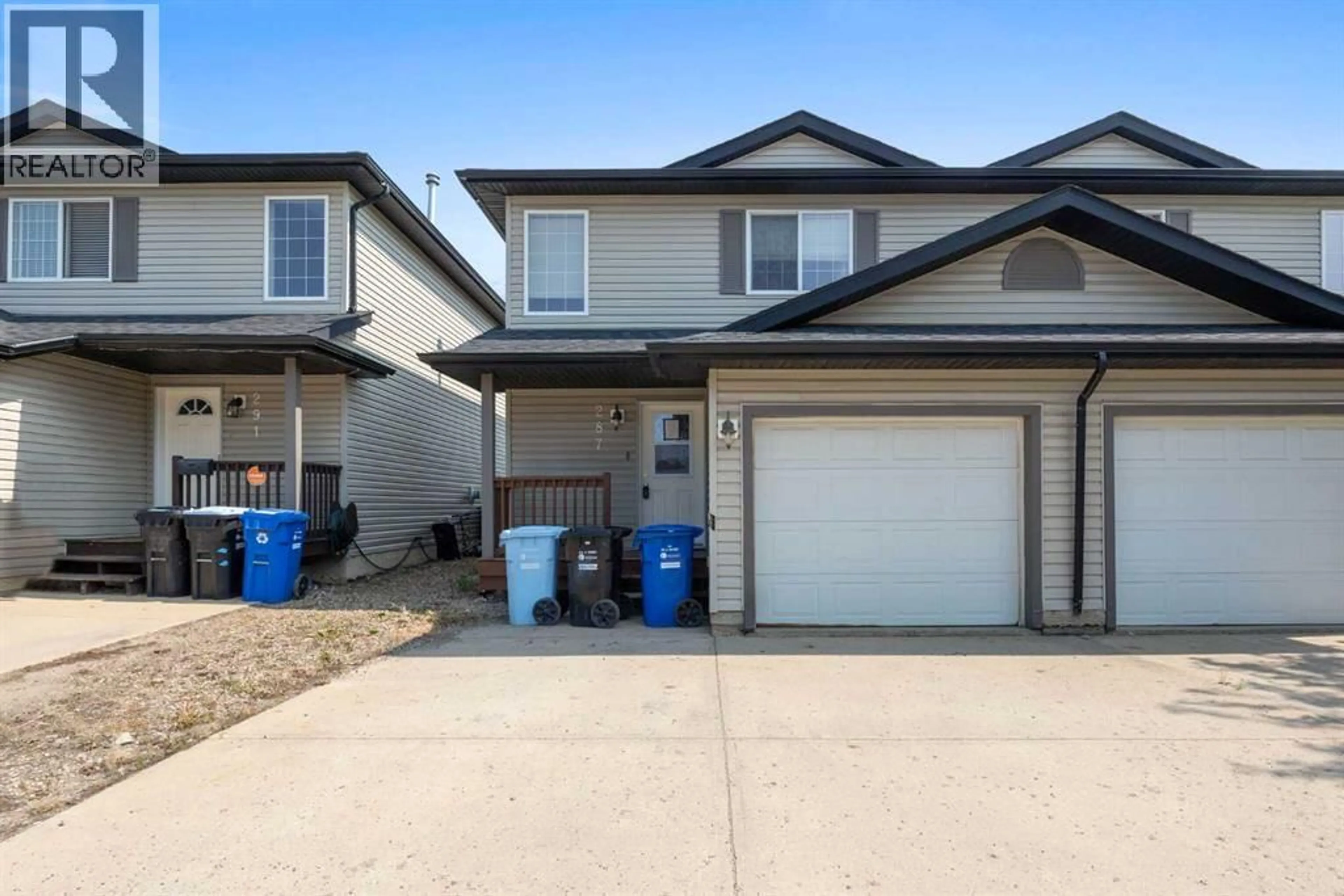Home with vinyl exterior material, street for 287 BEAR PAW DRIVE, Fort McMurray Alberta T9K2W1