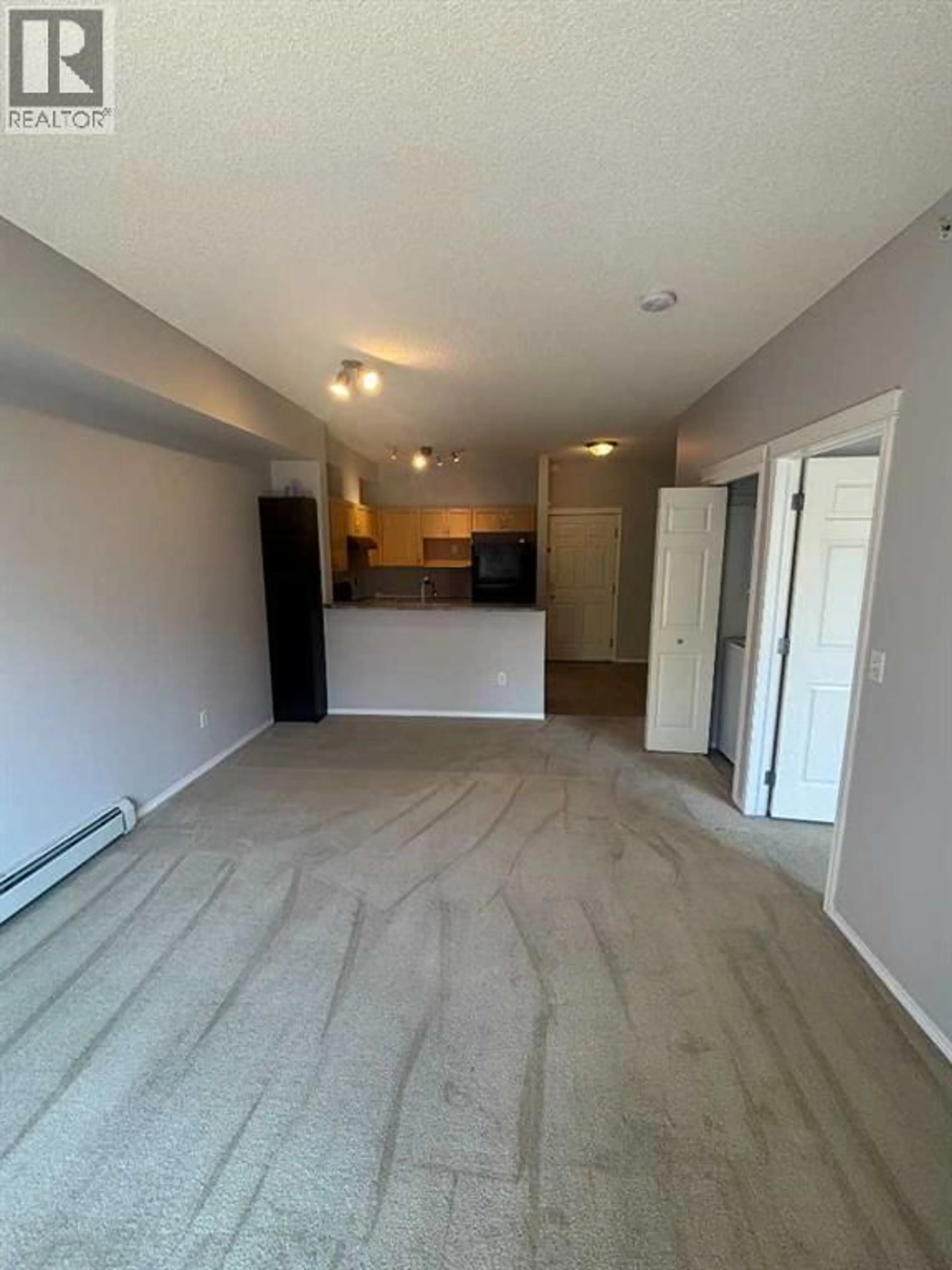 A pic of a room for 70 PANAMOUNT DRIVE NORTHWEST, Calgary Alberta T3K6G7
