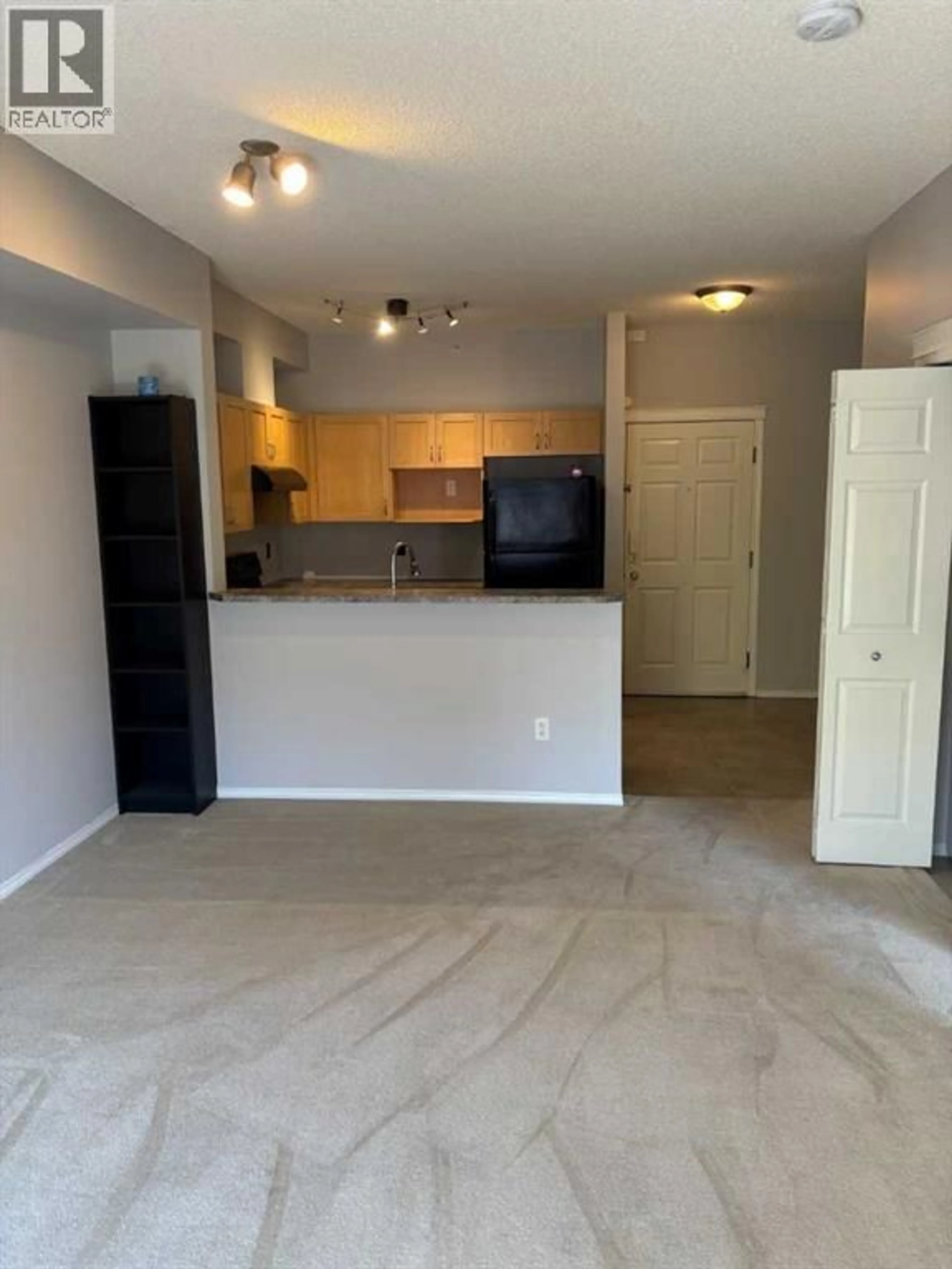 A pic of a room for 70 PANAMOUNT DRIVE NORTHWEST, Calgary Alberta T3K6G7