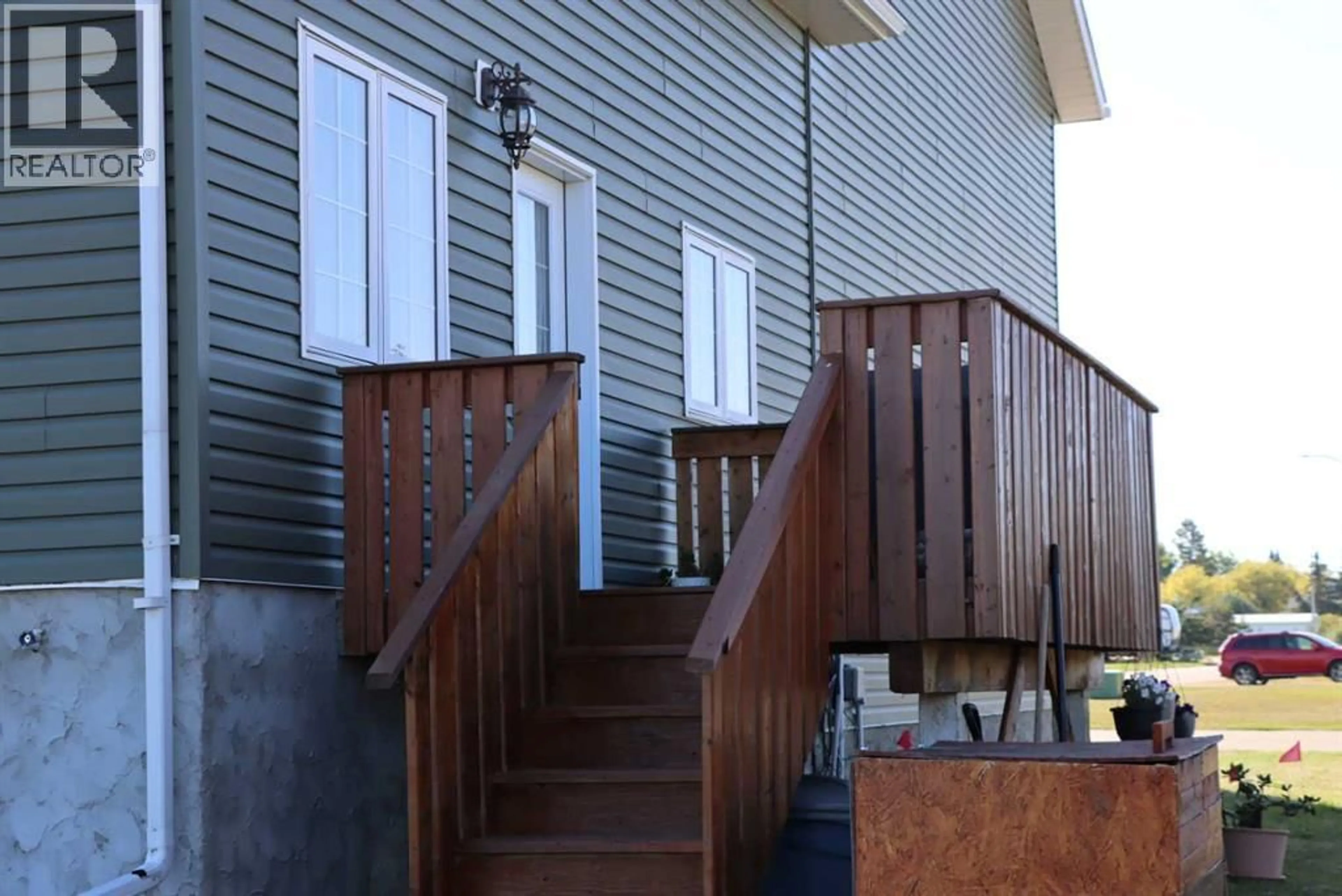 Patio, street for 5202 53 AVENUE, Valleyview Alberta T0H3N0