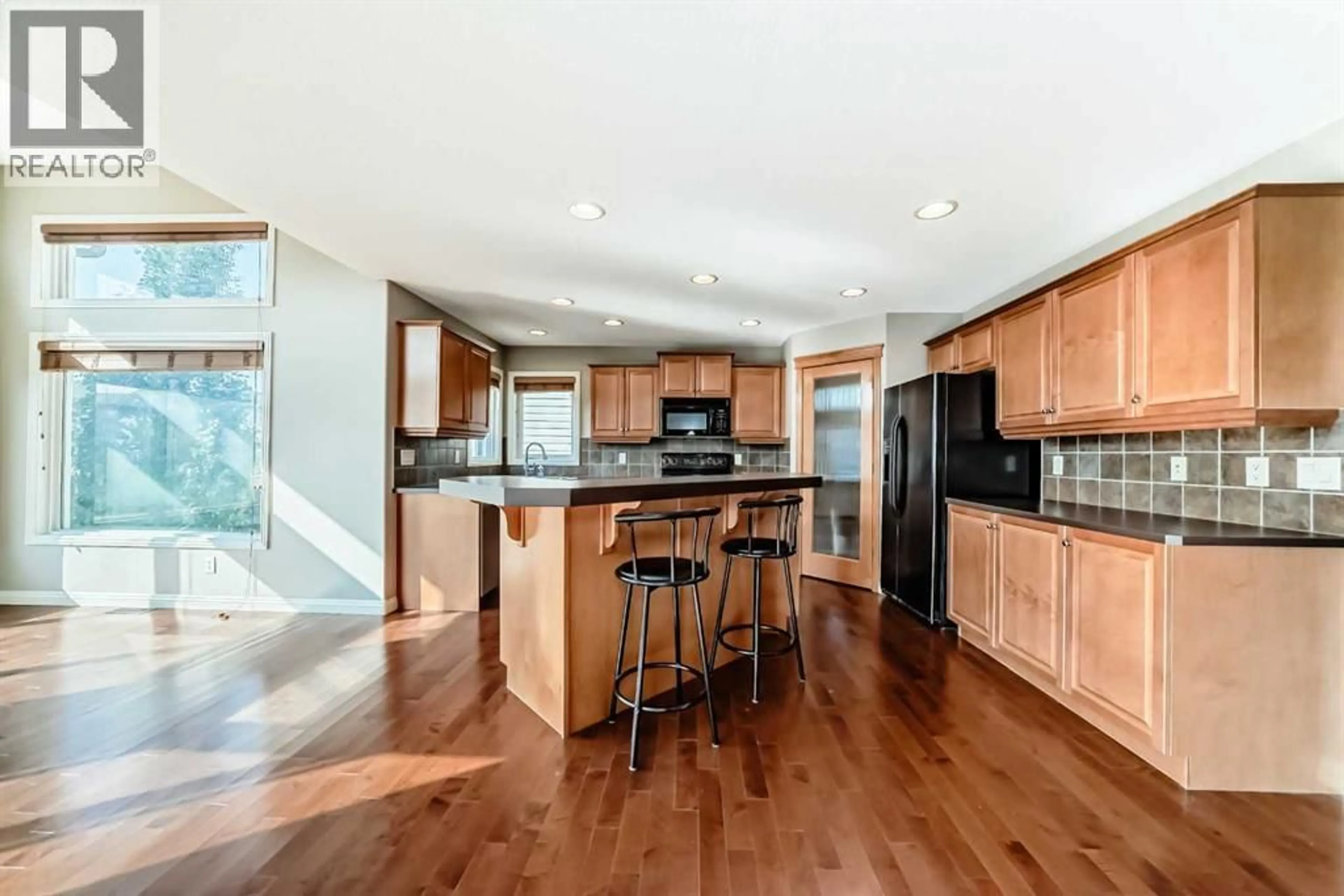 Open concept kitchen, unknown for 130 PANAMOUNT VIEW NORTHWEST, Calgary Alberta T3K0A8