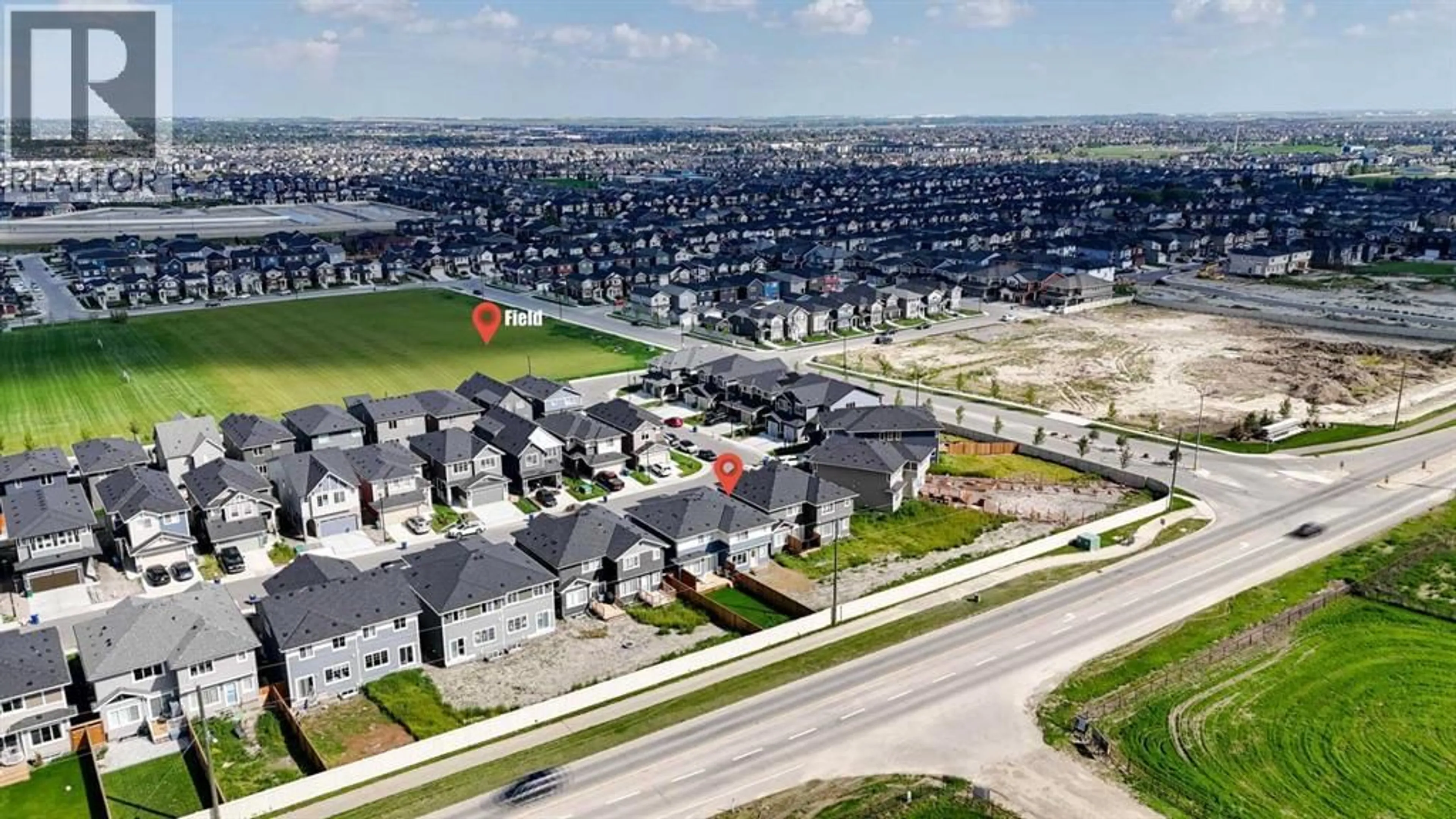 A pic from outside/outdoor area/front of a property/back of a property/a pic from drone, street for 1457 BAYVIEW POINT SOUTHWEST, Airdrie Alberta T4B5K2