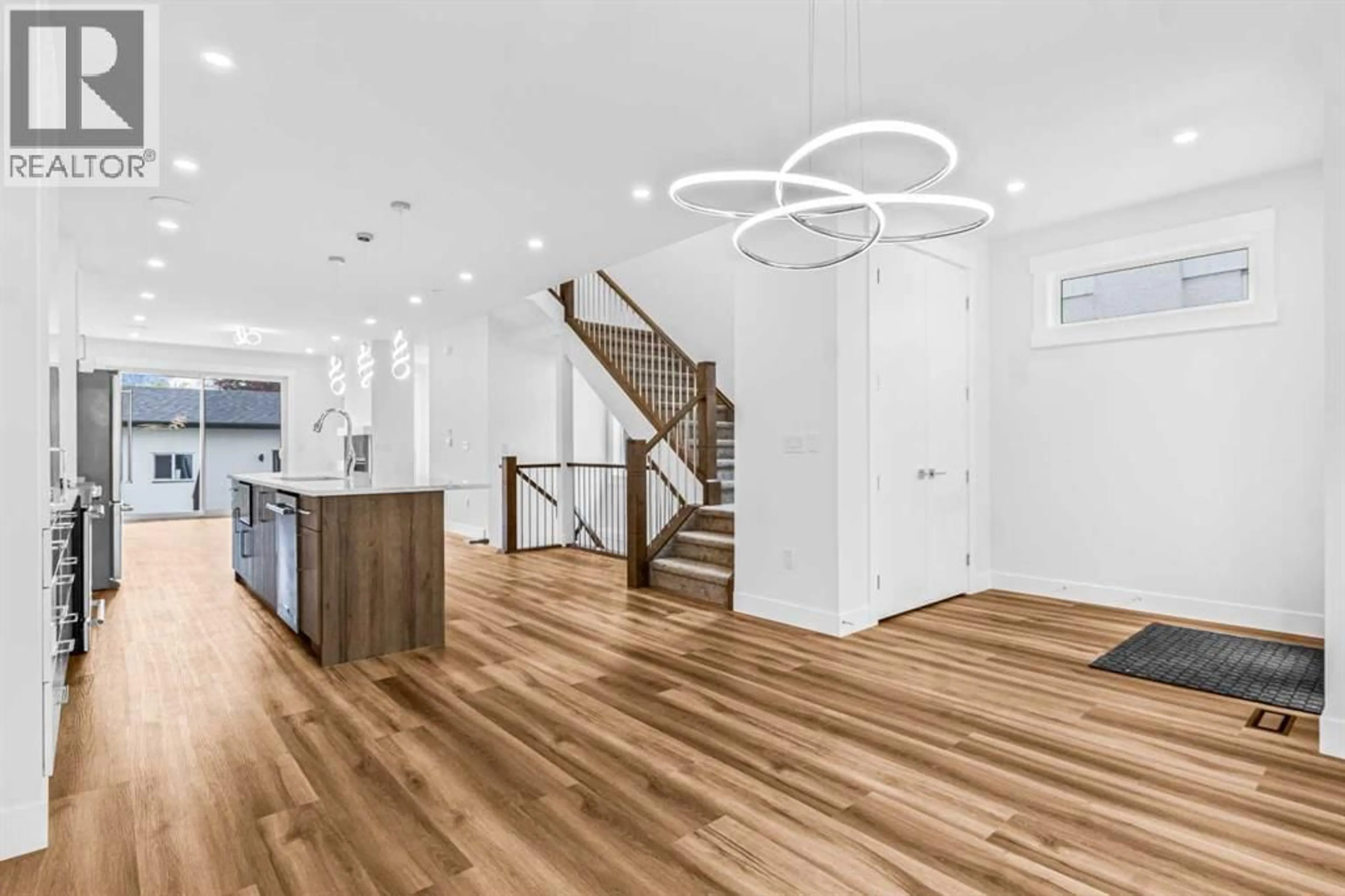 Unknown for 430 33 AVENUE NORTHWEST, Calgary Alberta T2K0B4