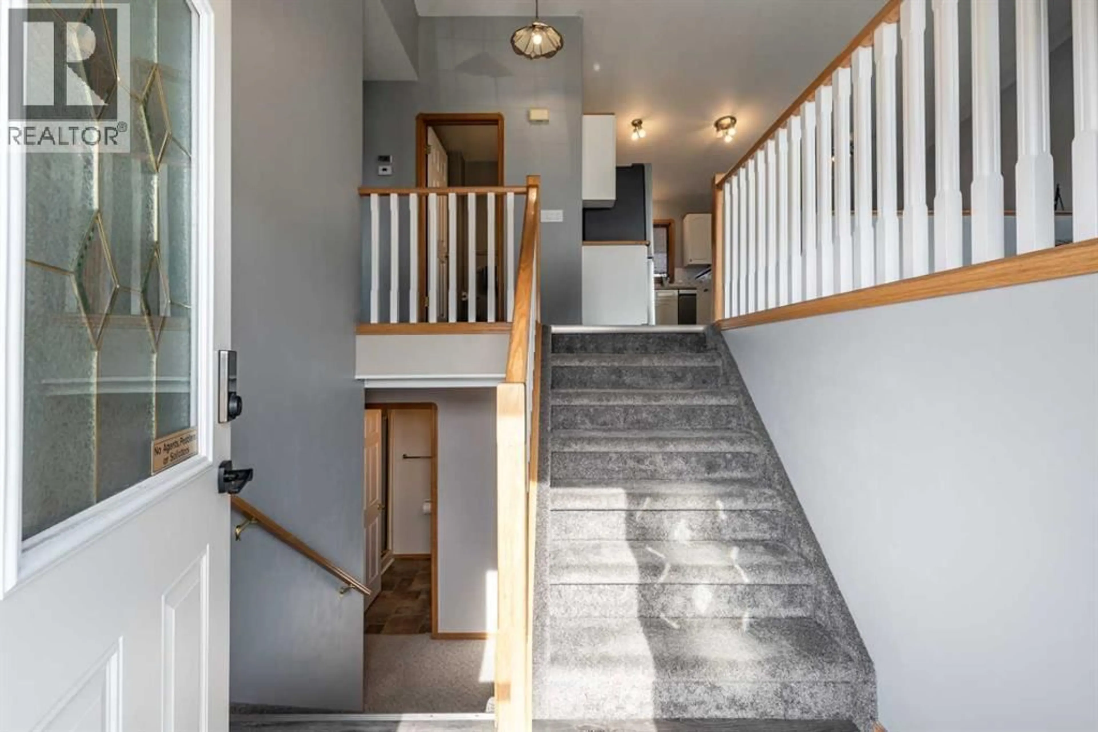 Unknown for 30 SAGE CLOSE SOUTHEAST, Medicine Hat Alberta T1B4H7