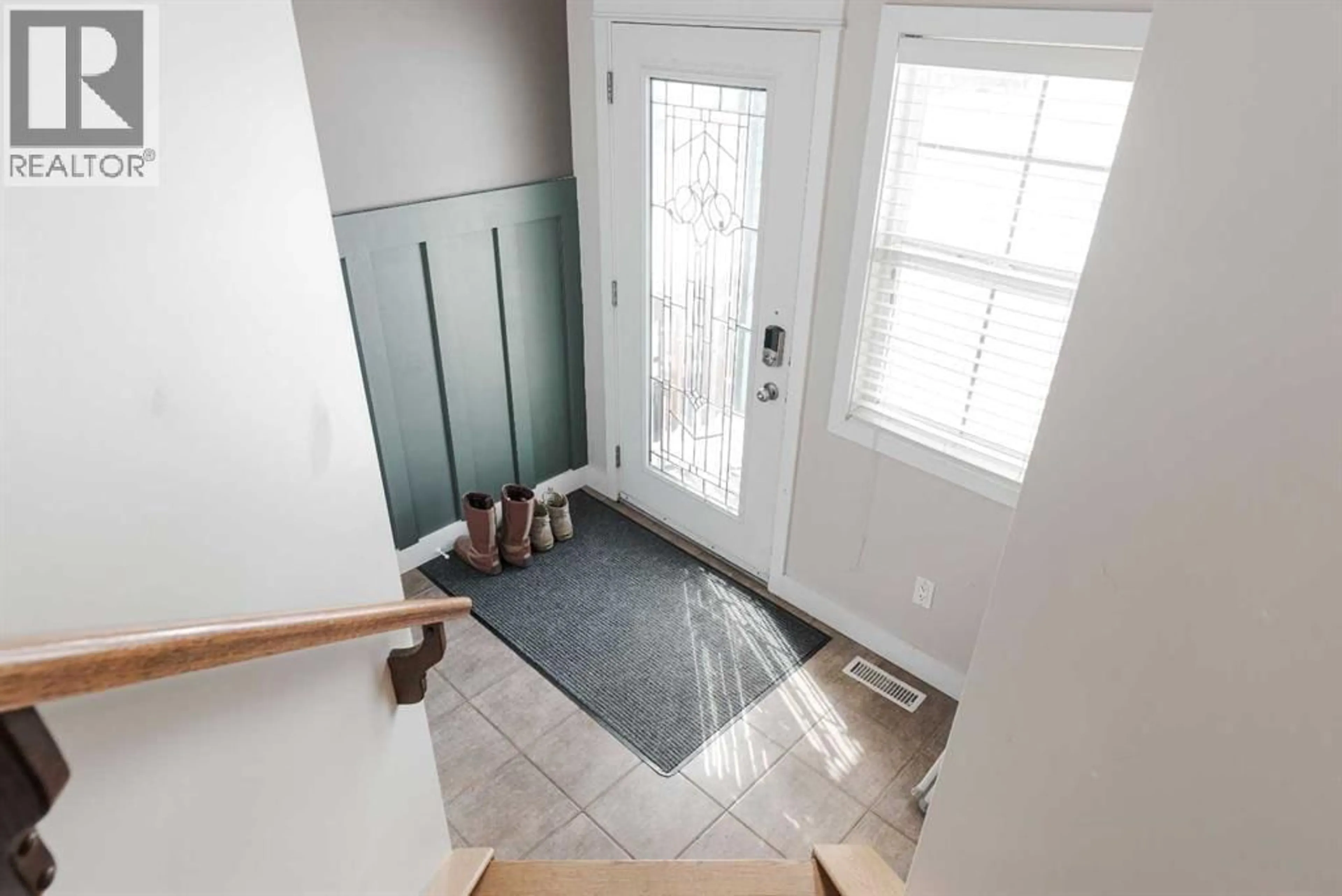 Indoor entryway for 105 ELDERBERRY STREET, Fort McMurray Alberta T9K0N6