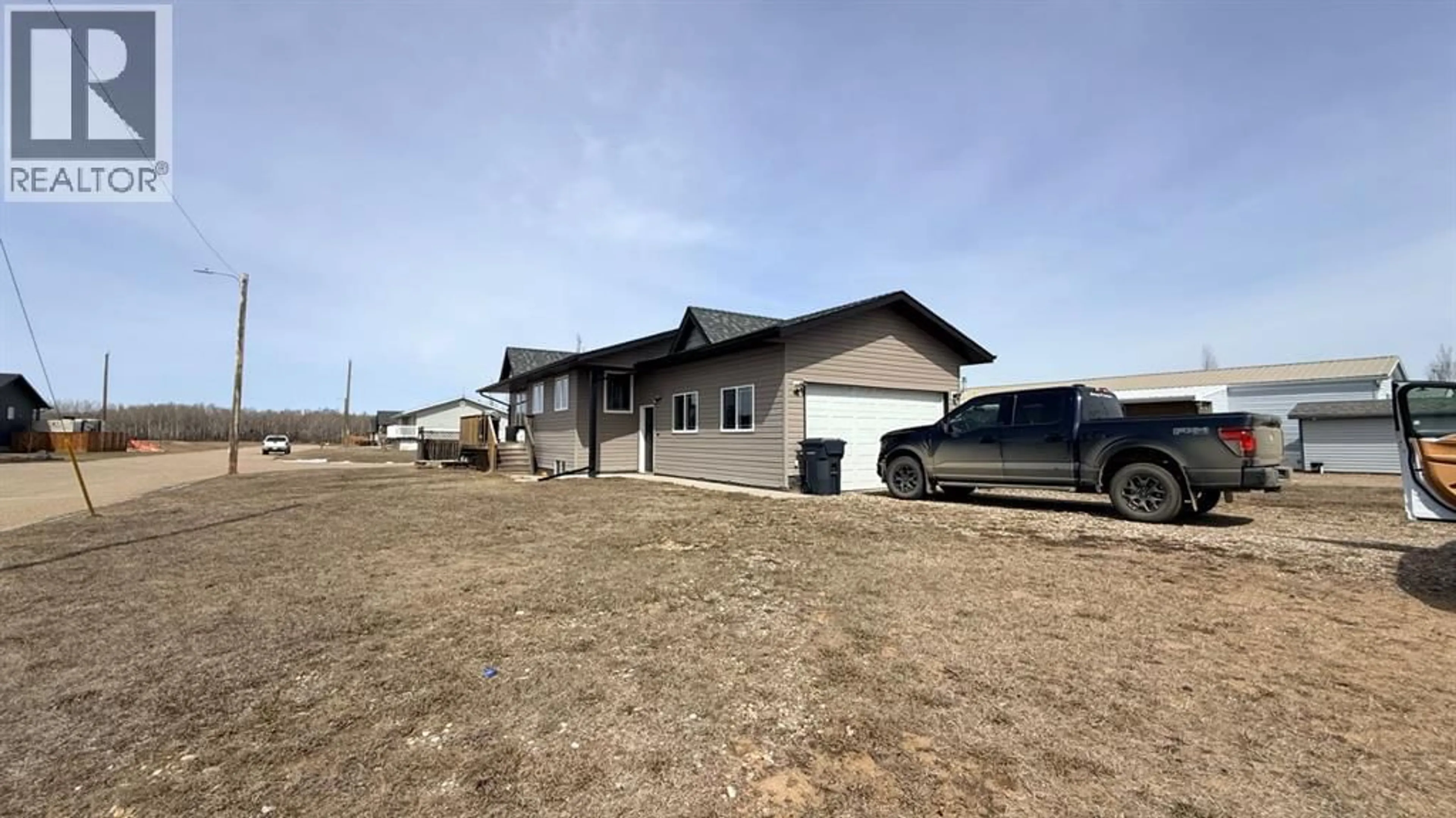 Unknown for 403 5 STREET, Marwayne Alberta T0B2X0