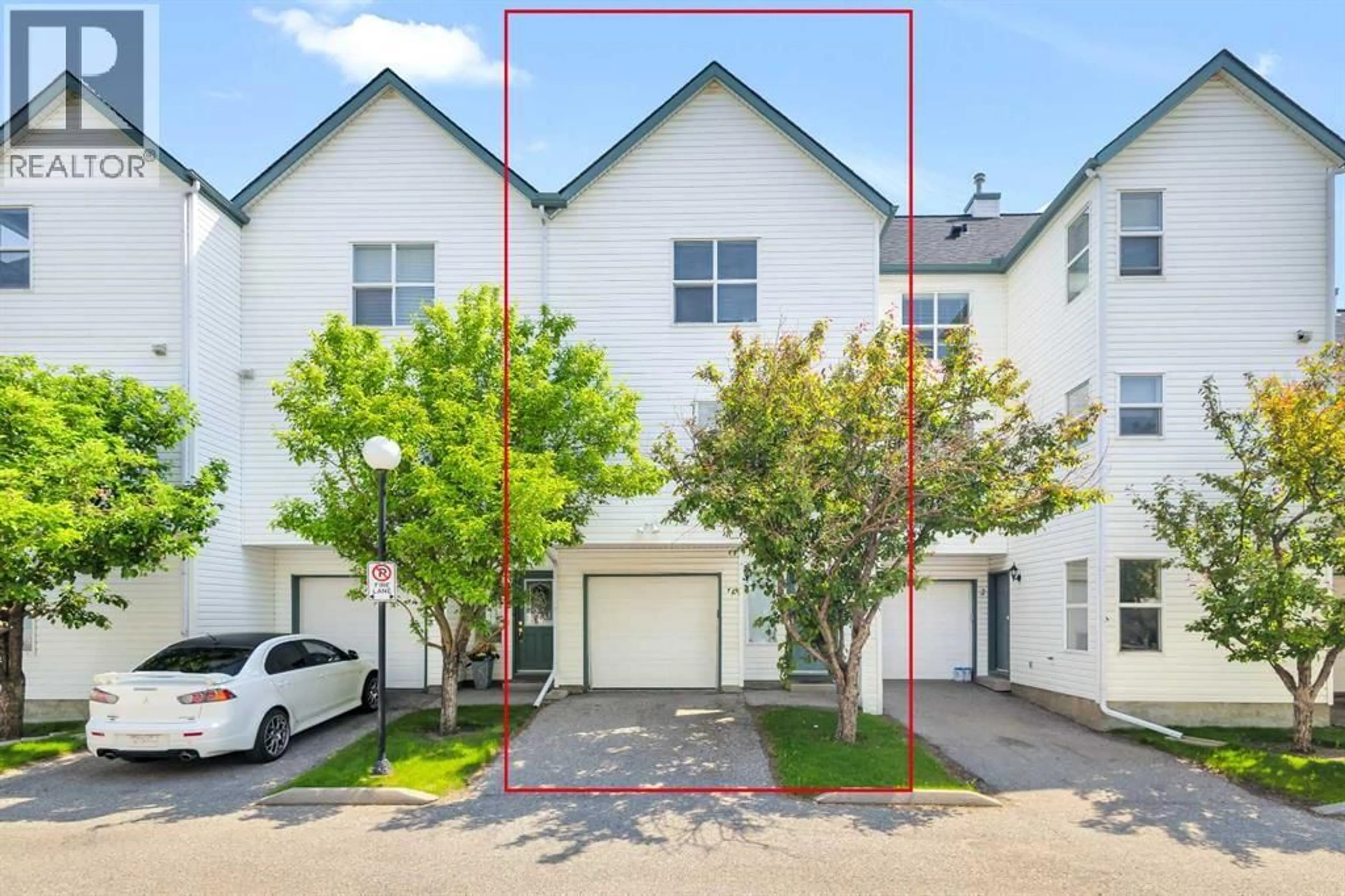 A pic from outside/outdoor area/front of a property/back of a property/a pic from drone, street for 200 HIDDEN HILLS TERRACE NORTHWEST, Calgary Alberta T3A6E8