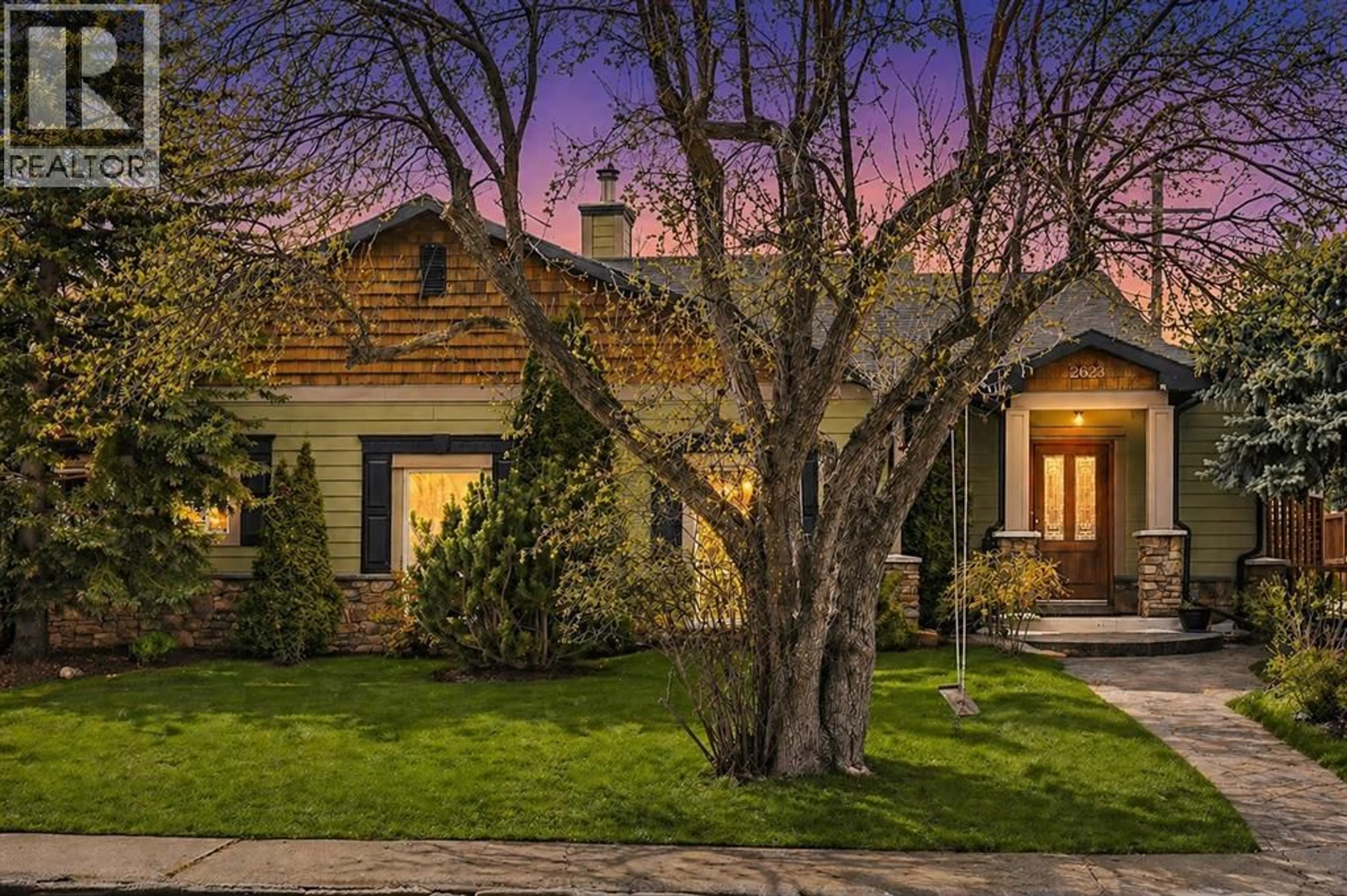Unknown for 2623 GLENMOUNT DRIVE SOUTHWEST, Calgary Alberta T3E4C2