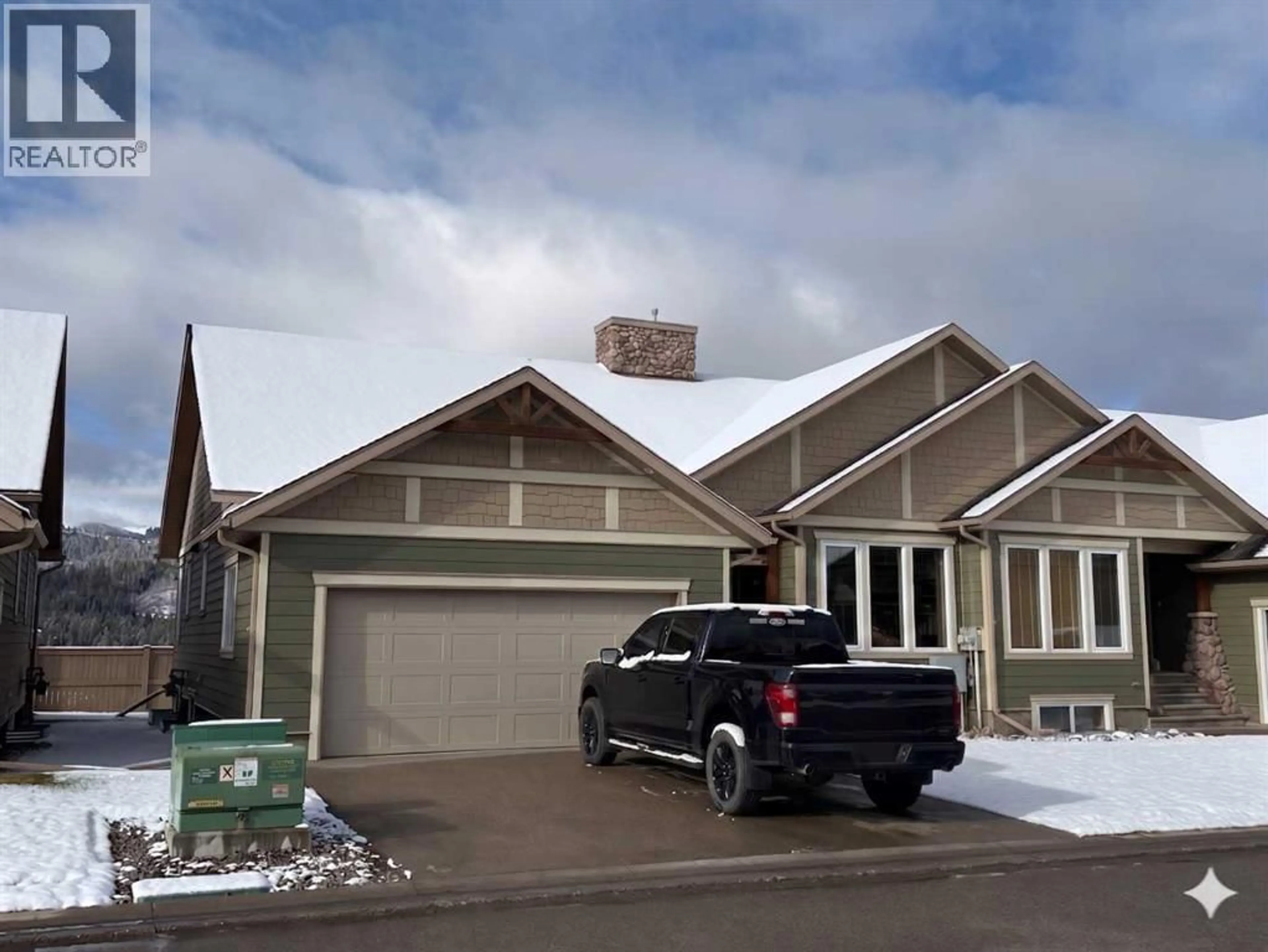 Home with vinyl exterior material, street for 21 IRONSTONE DRIVE, Coleman Alberta T0K0M0
