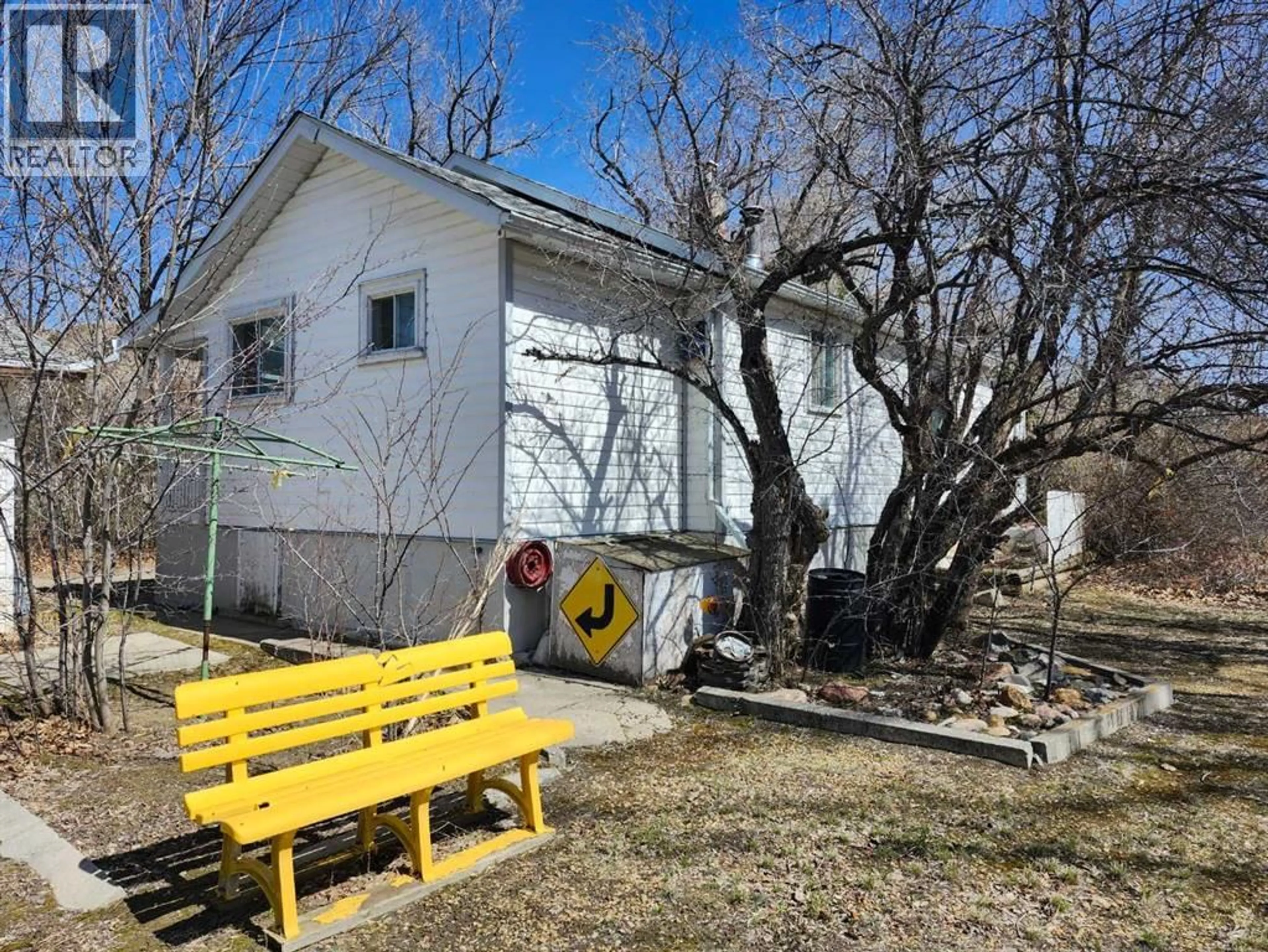 Unknown for 227 6 STREET, Drumheller Alberta T0J1B0