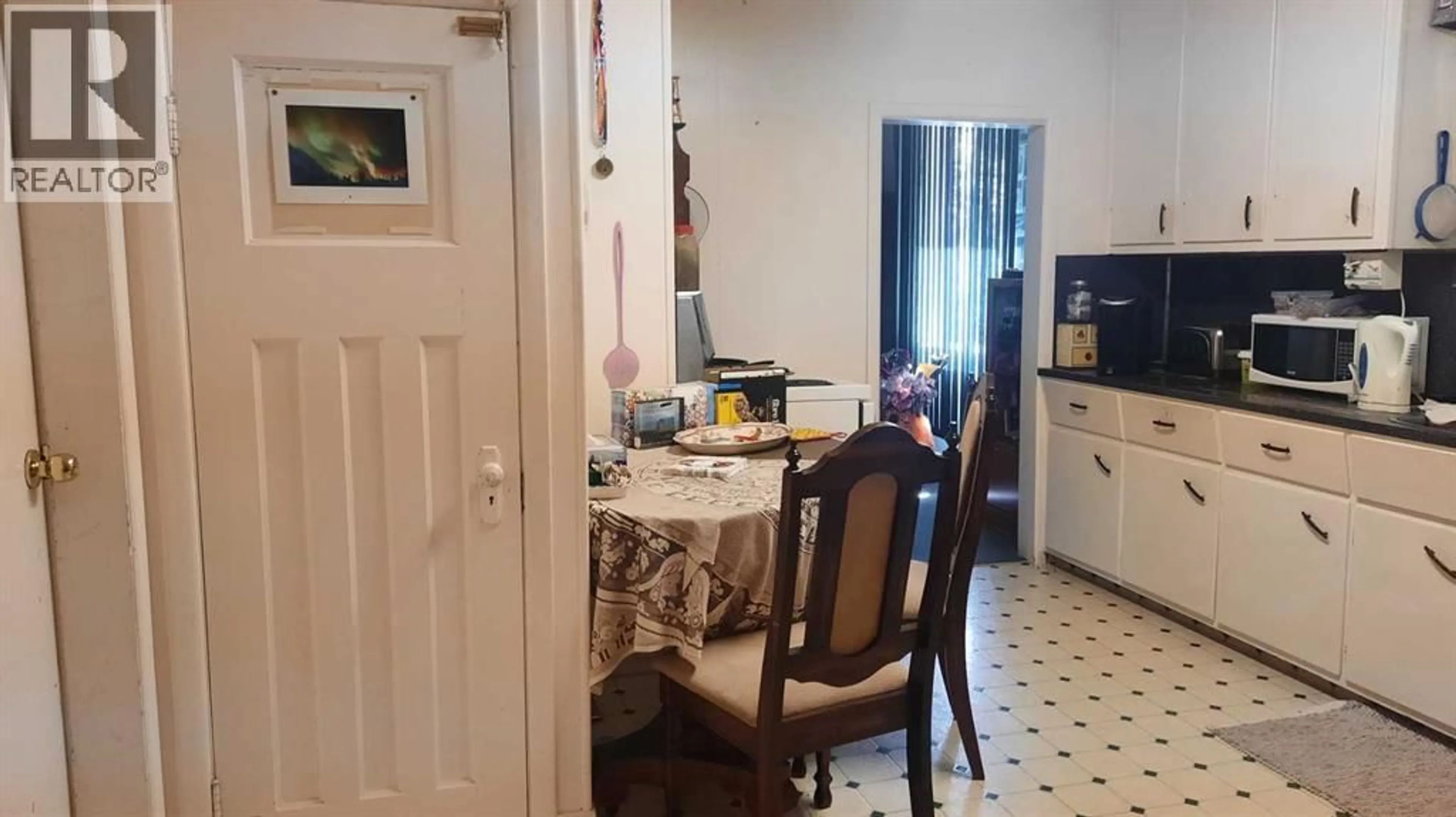 Dining room, unknown for 227 6 STREET, Drumheller Alberta T0J1B0