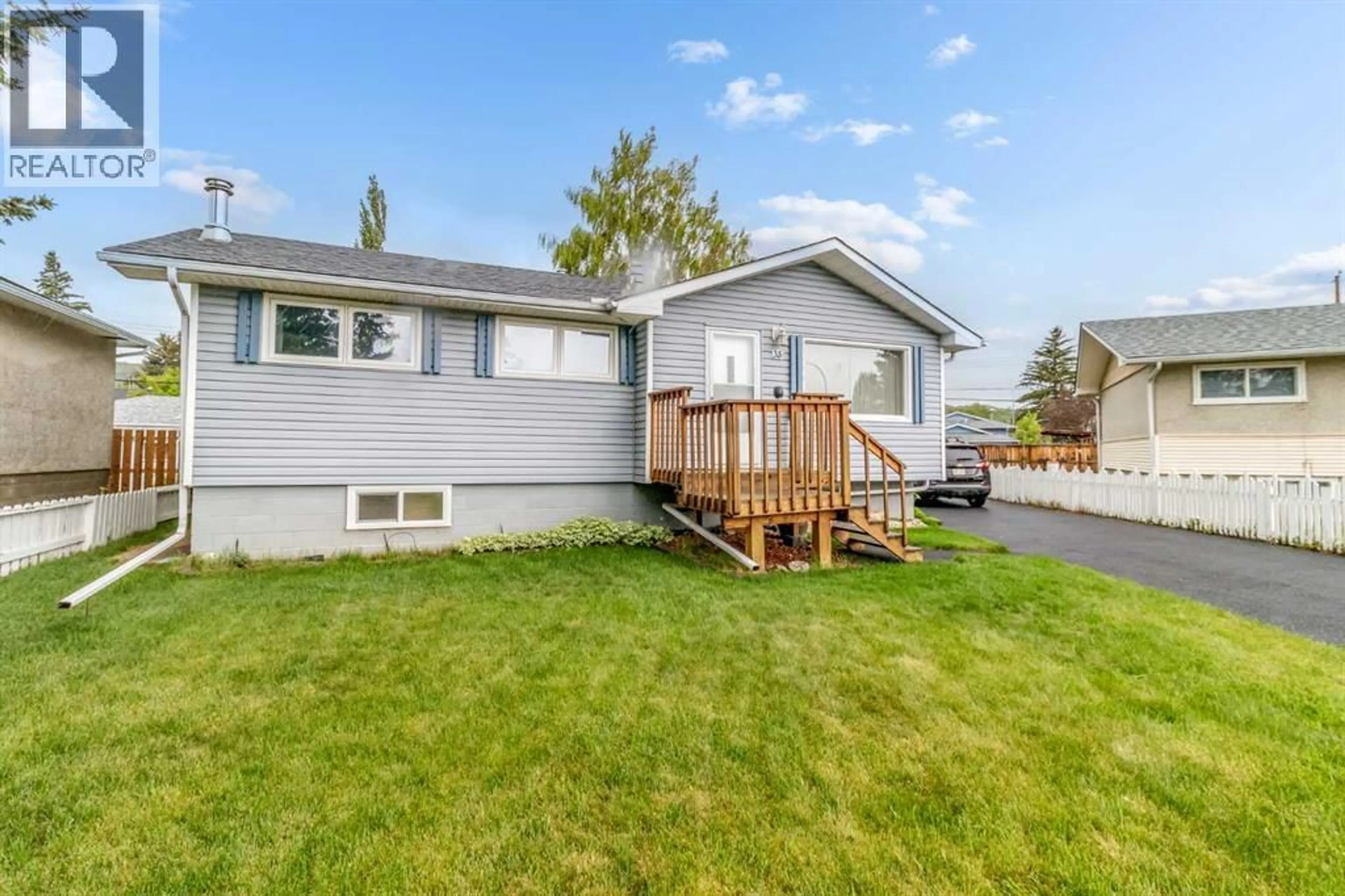 Home with vinyl exterior material, unknown for 35 BEAUPRE CRESCENT, Calgary Alberta T3B2S9