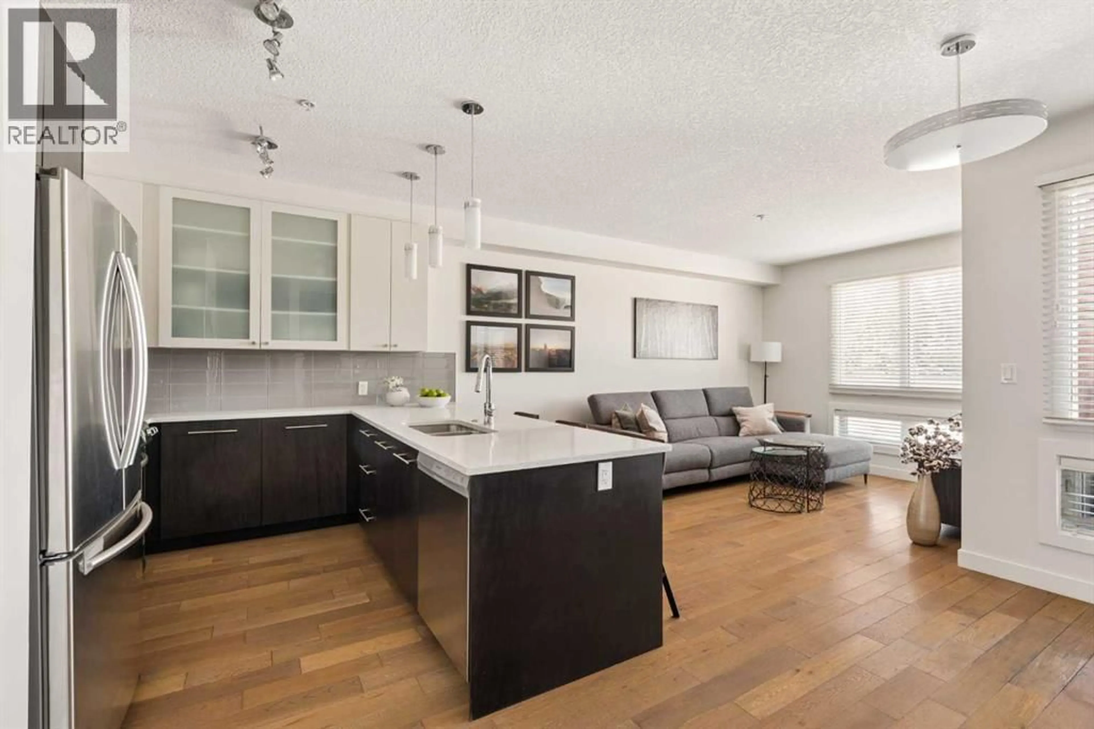 Open concept kitchen, unknown for 836 ROYAL AVENUE SOUTHWEST, Calgary Alberta T2T0L3