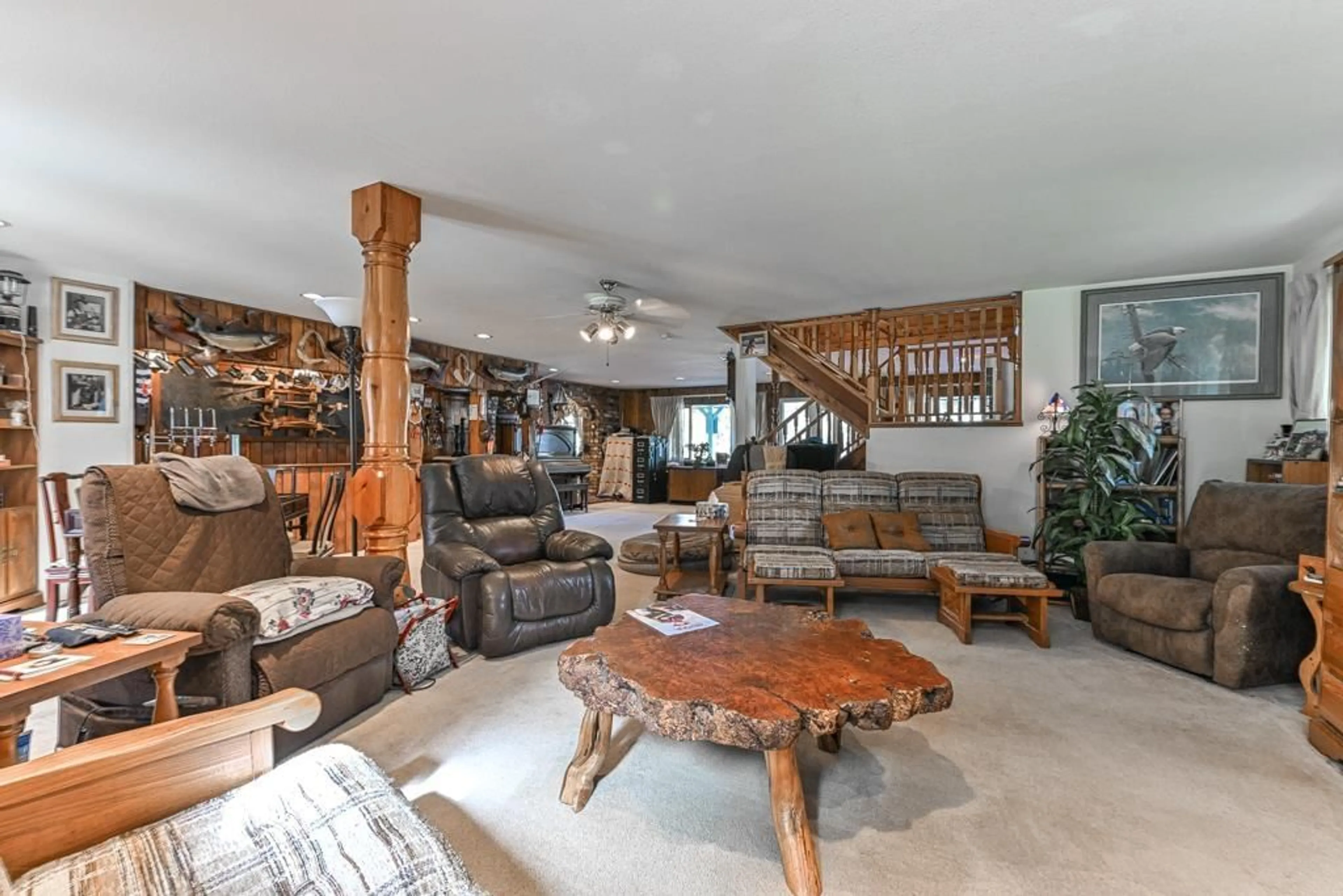 Living room with furniture, unknown for 31474 TOWNSHIPLINE, Mission British Columbia V4S1G4
