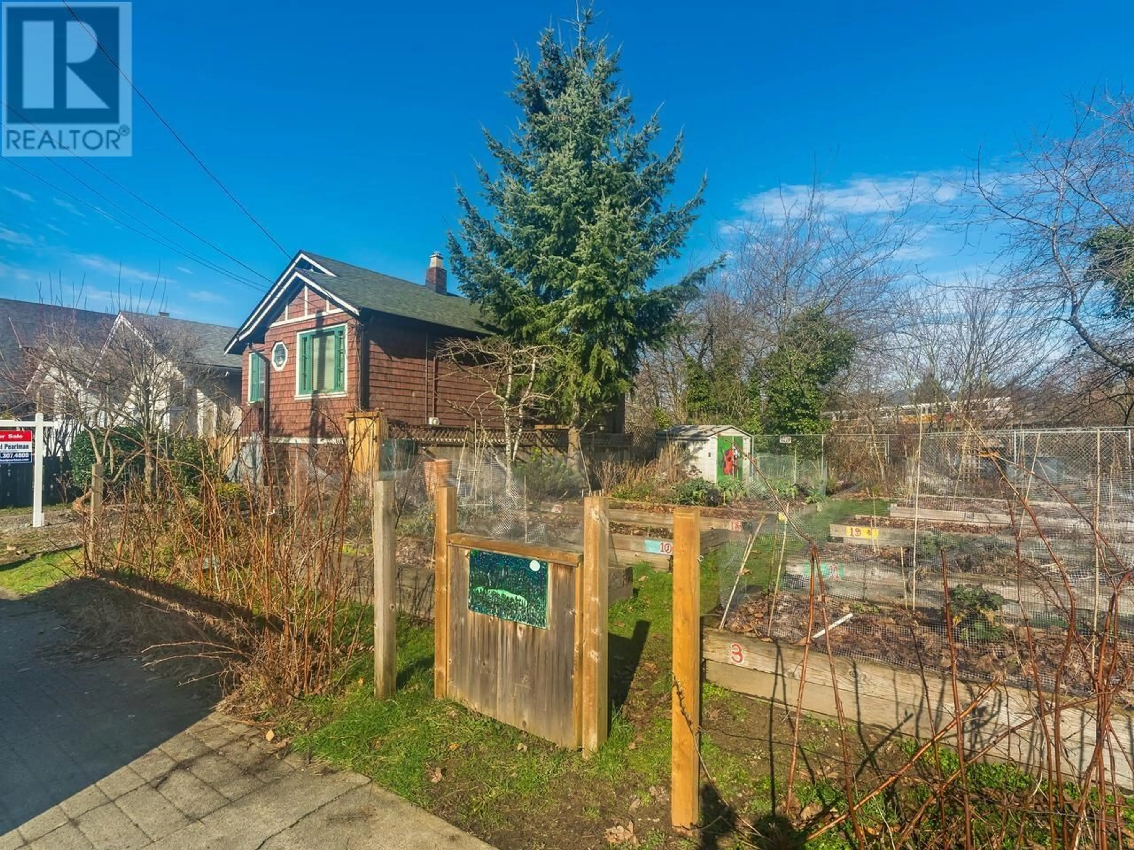 A pic from outside/outdoor area/front of a property/back of a property/a pic from drone, street for 1625 E 8TH AVENUE, Vancouver British Columbia V5N1T6