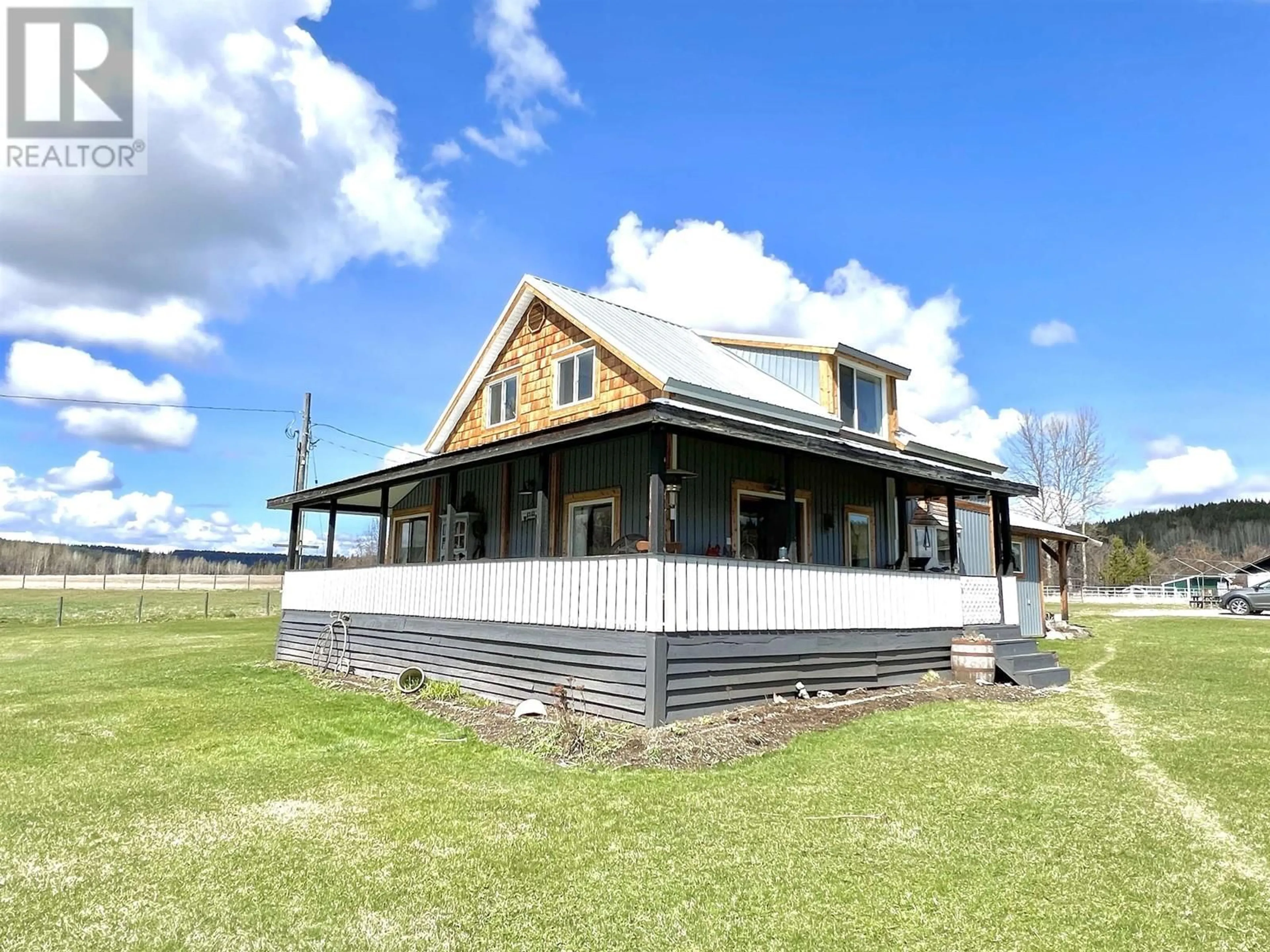Home with vinyl exterior material, building for 15380 OLSON ROAD, Quesnel British Columbia V0K1S1