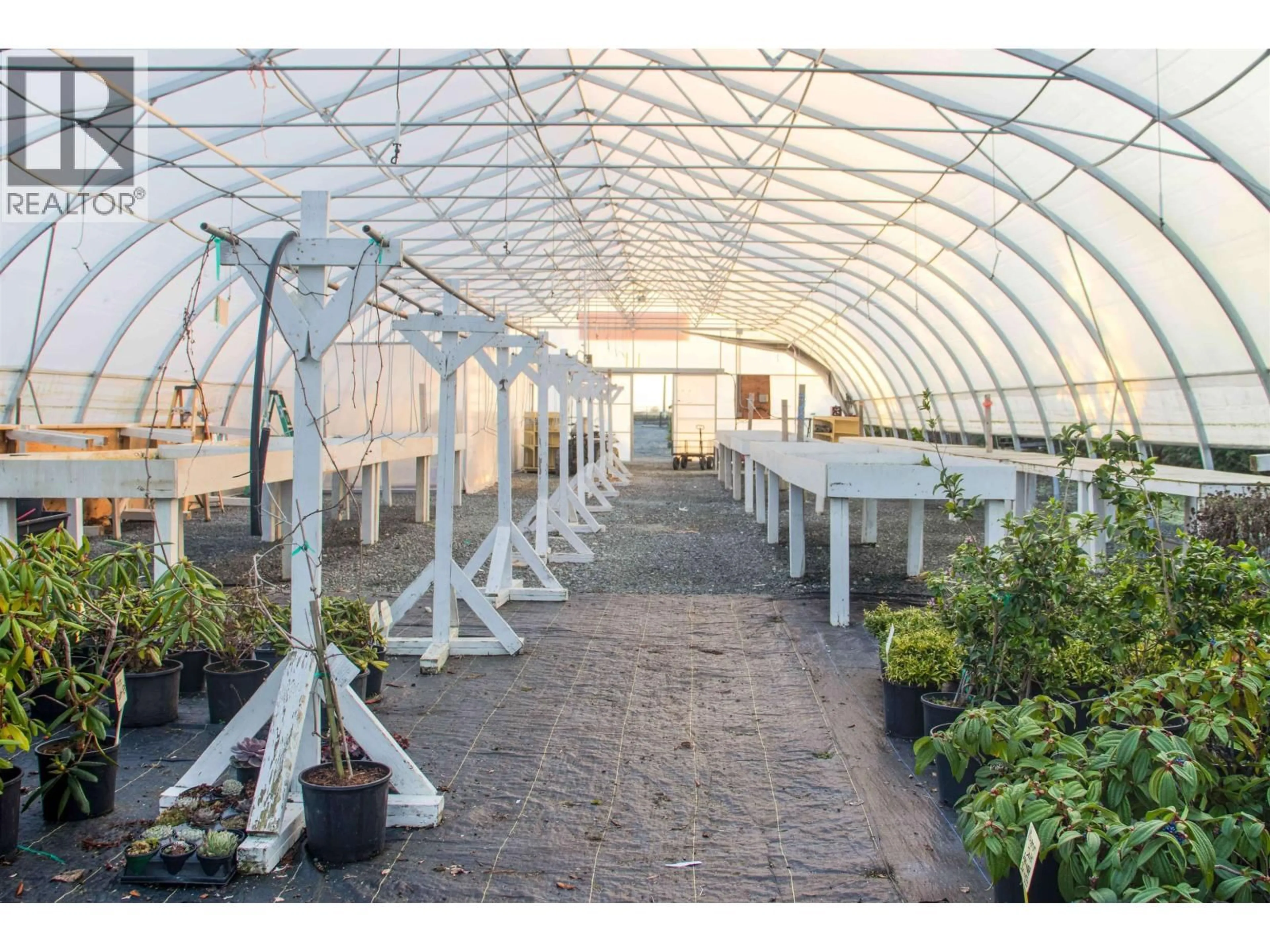 Indoor foyer for 10641 LADNER TRUNK ROAD, Delta British Columbia V4G1K2