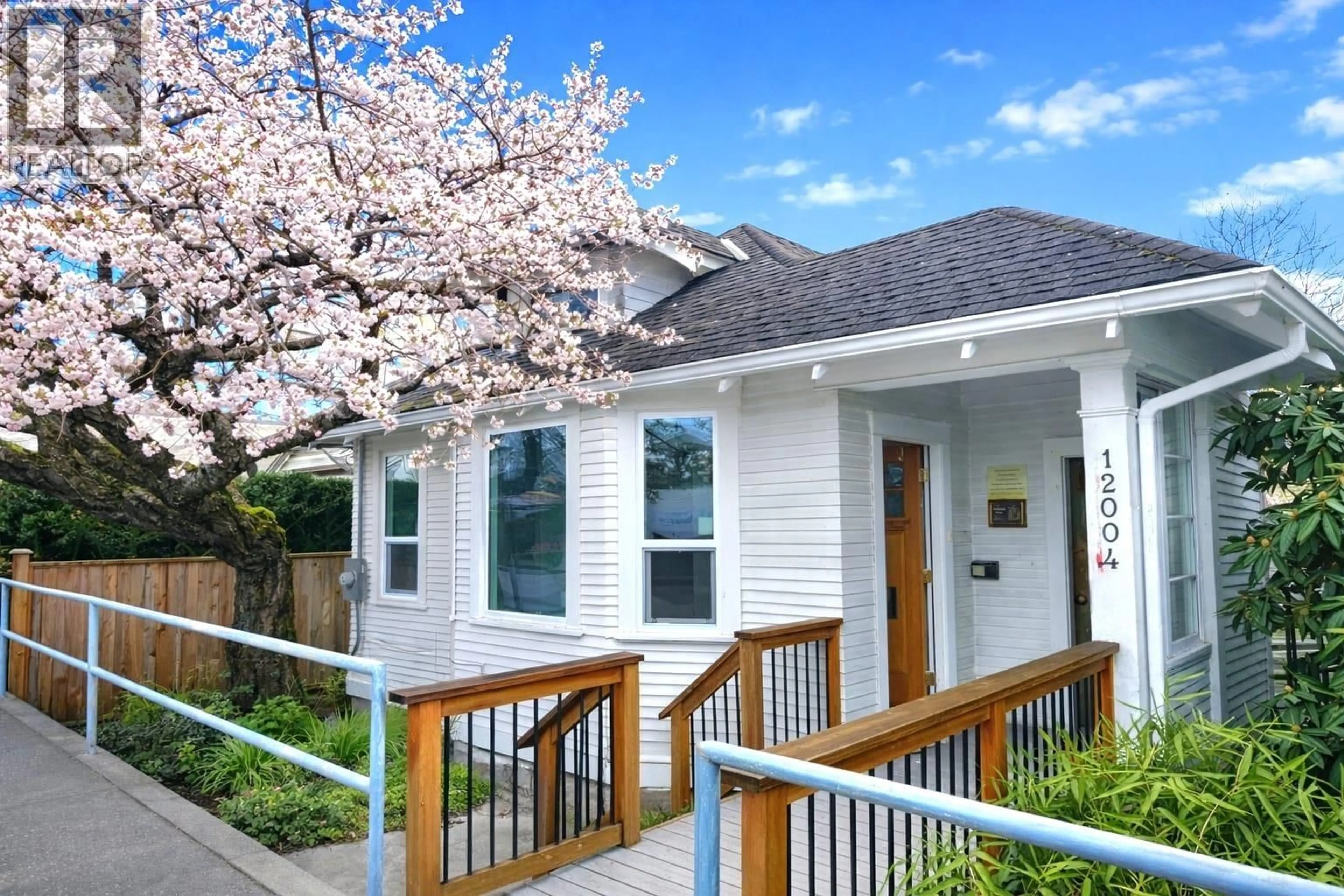 Home with vinyl exterior material, street for 12004 NO. 1 ROAD, Richmond British Columbia V7E1T4