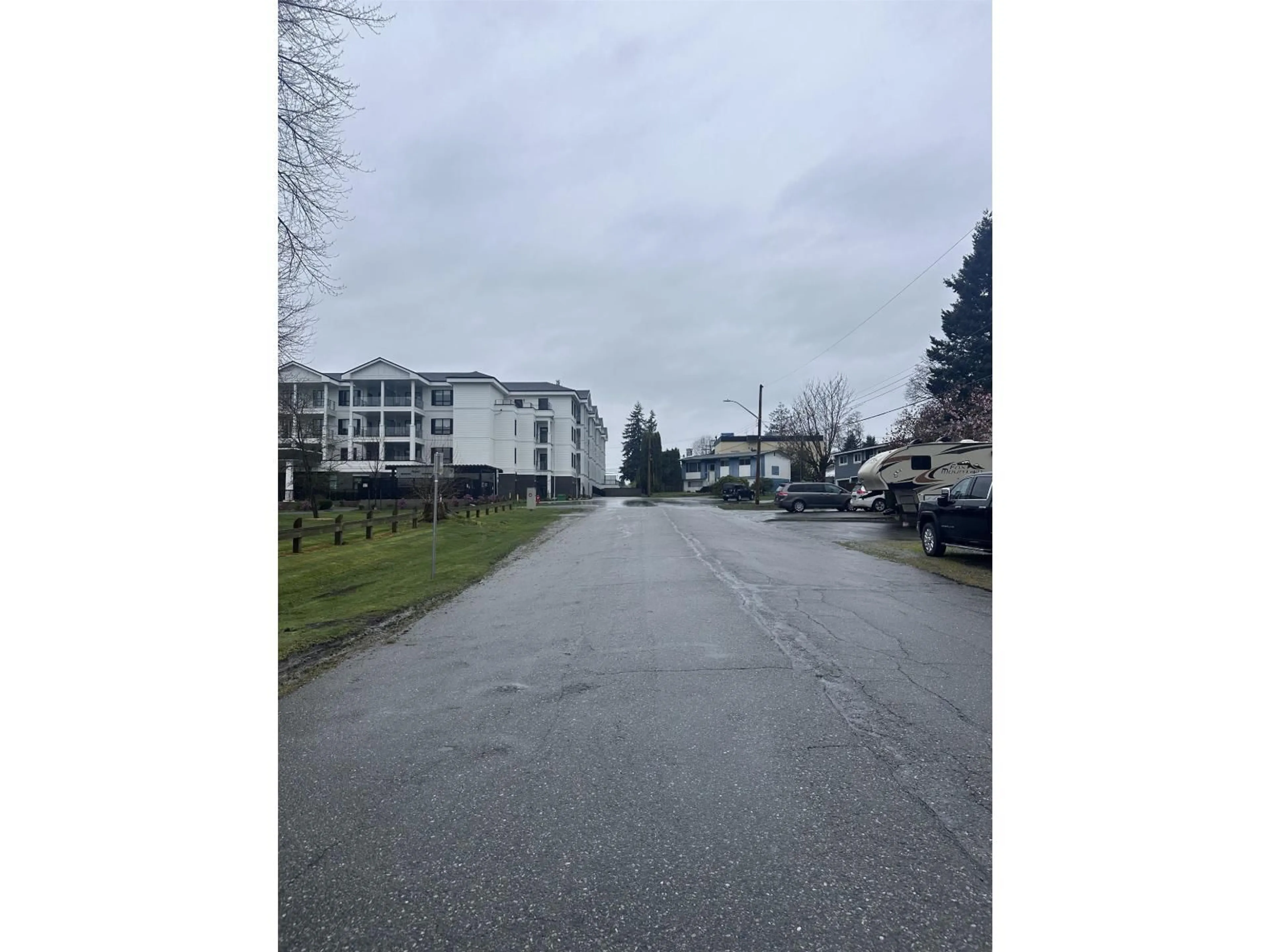 Blurry image for 27233 29 AVENUE, Langley British Columbia V4W3J8