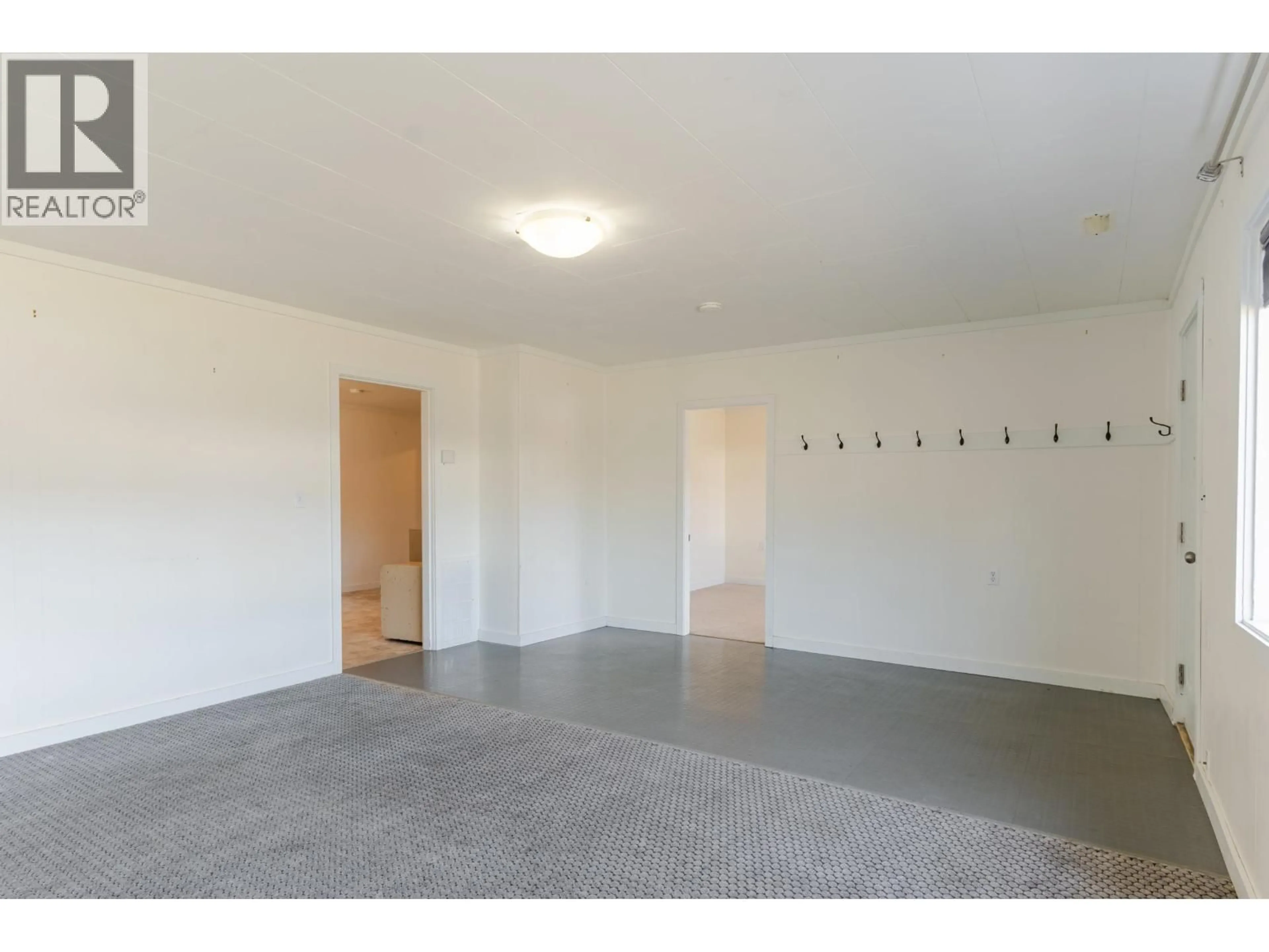 A pic of a room for 242 3RD AVENUE, Williams Lake British Columbia V2G1J4