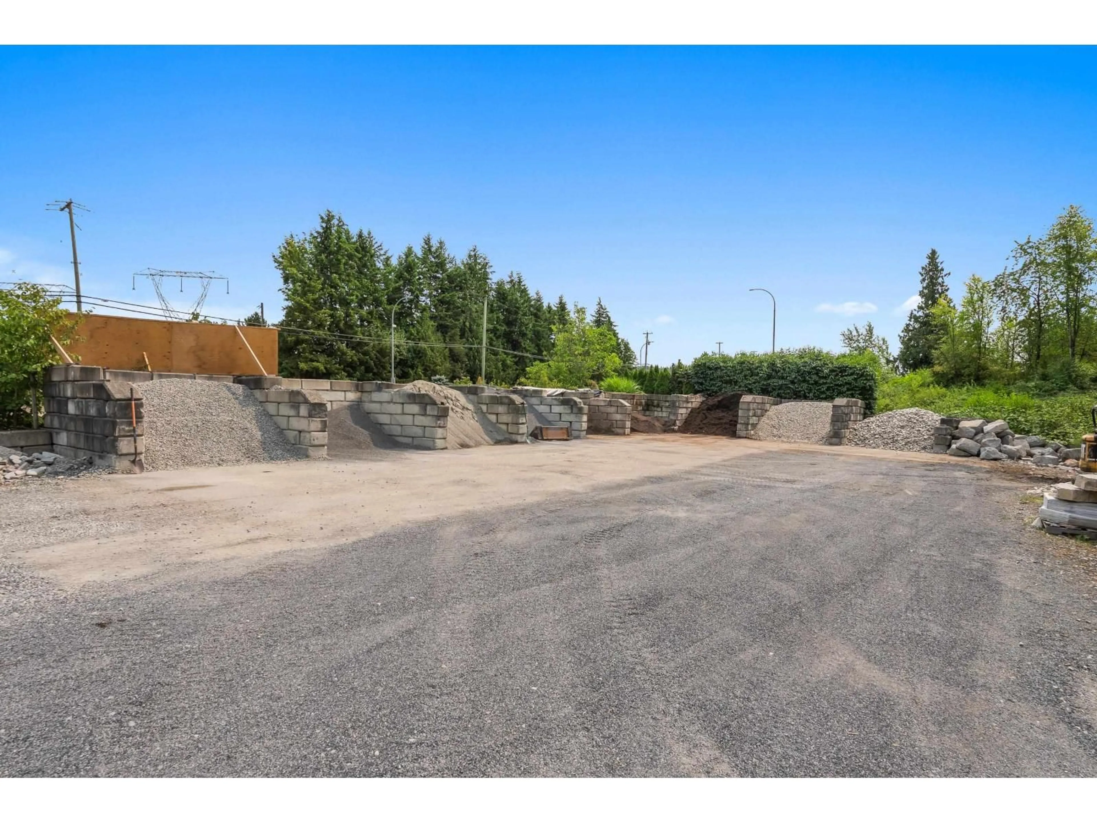 Unknown for 511 176 STREET, Surrey British Columbia V3Z9S6