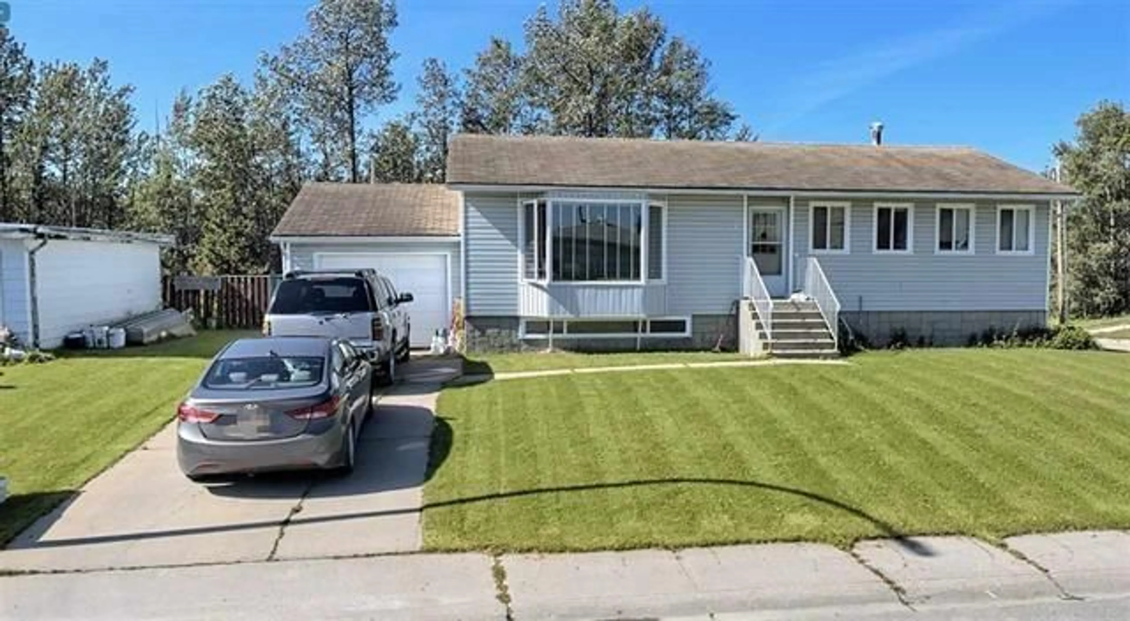 Frontside or backside of a home for 715 3 AV, Fox Creek Alberta T0H1P0