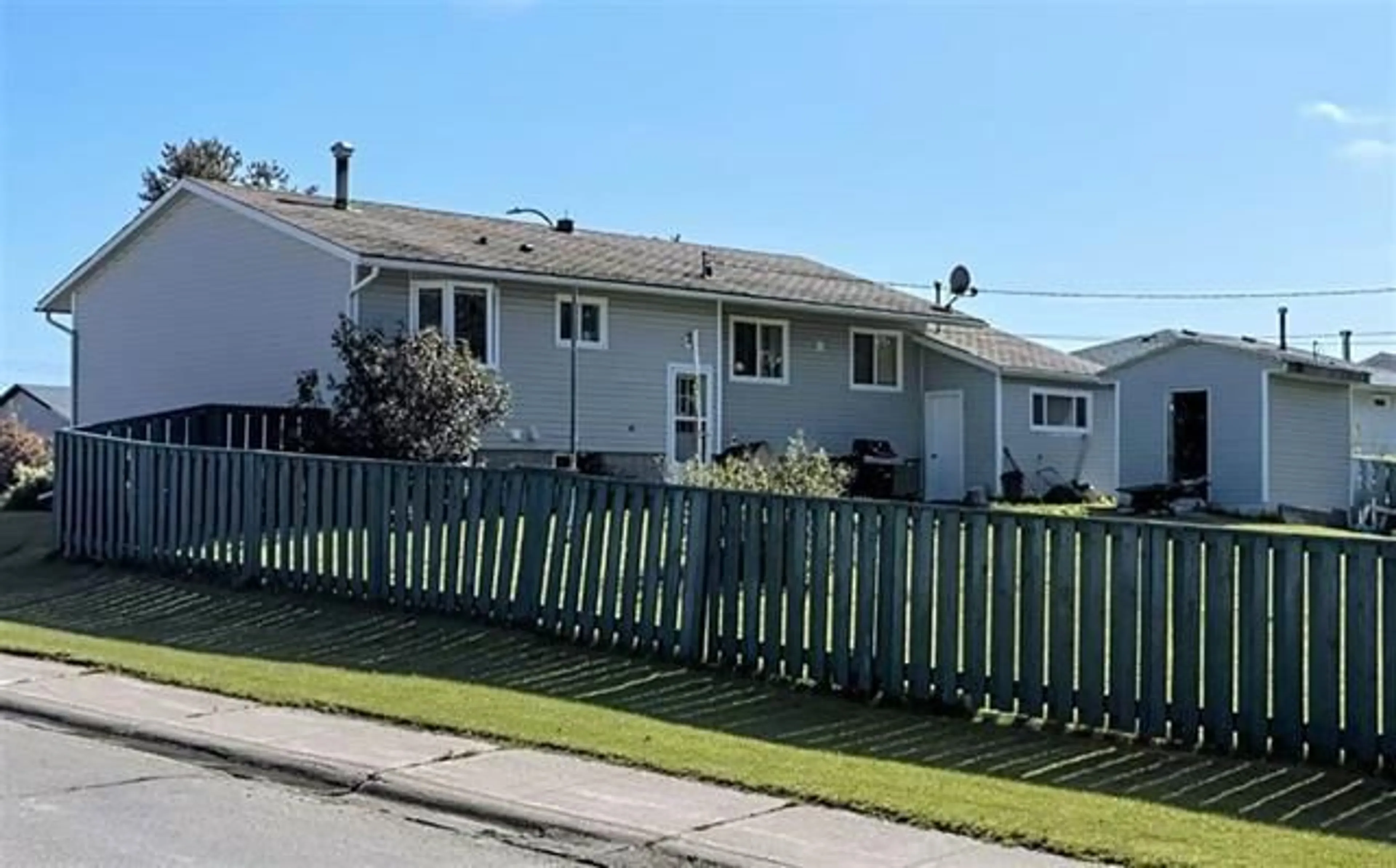Frontside or backside of a home for 715 3 AV, Fox Creek Alberta T0H1P0