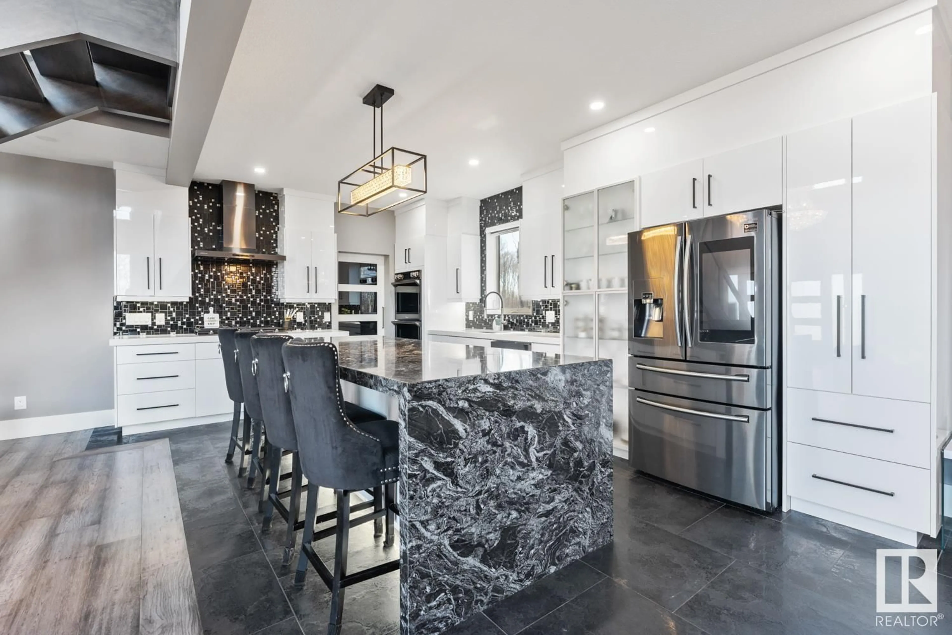Contemporary kitchen, ceramic/tile floor for 125 42324 TWP 632 RD, Rural Bonnyville M.D. Alberta T9M1P2