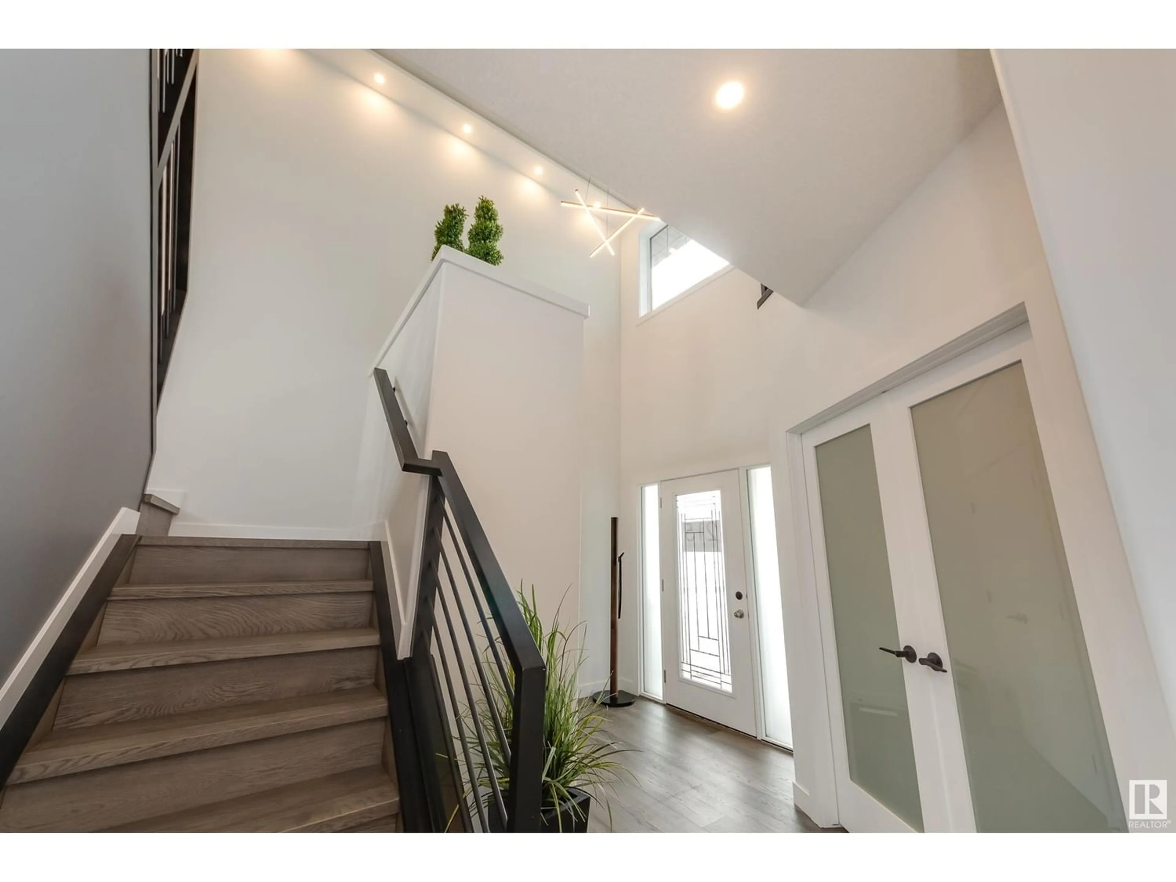 Other indoor space for 215 Fraser WY NW, Edmonton Alberta T5Y6C4