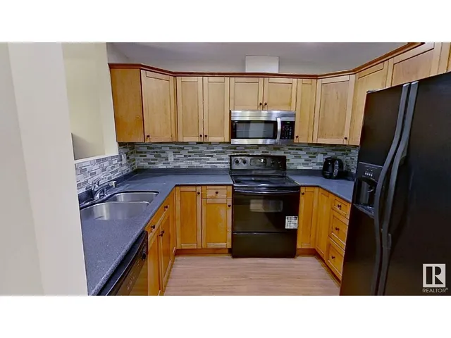 12110 - 119 106 AV, Edmonton 3