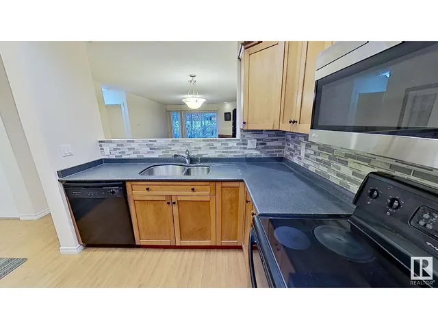 12110 - 119 106 AV, Edmonton 4