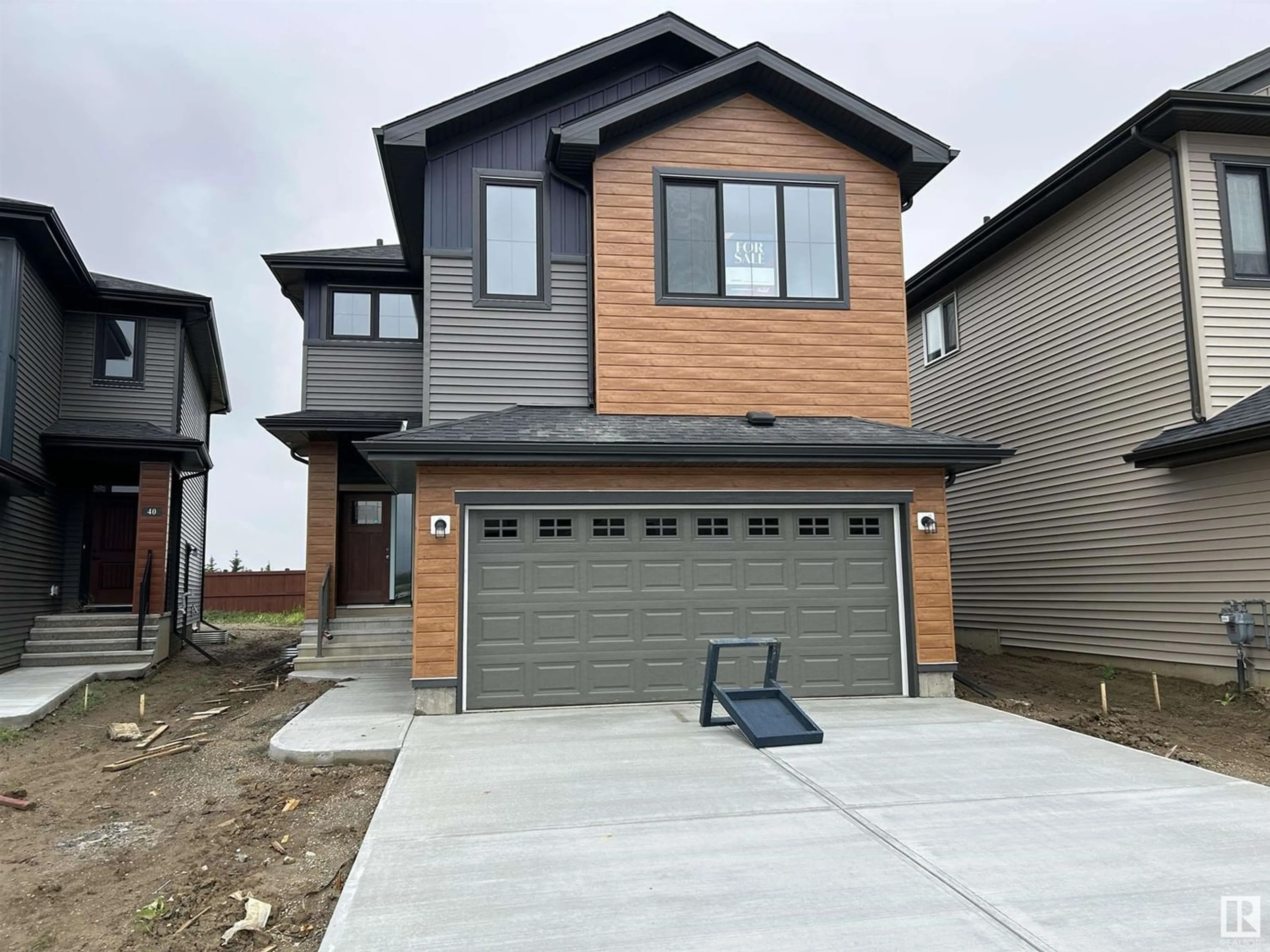 Frontside or backside of a home for 42 Tilia PL, Spruce Grove Alberta T7X0Z4