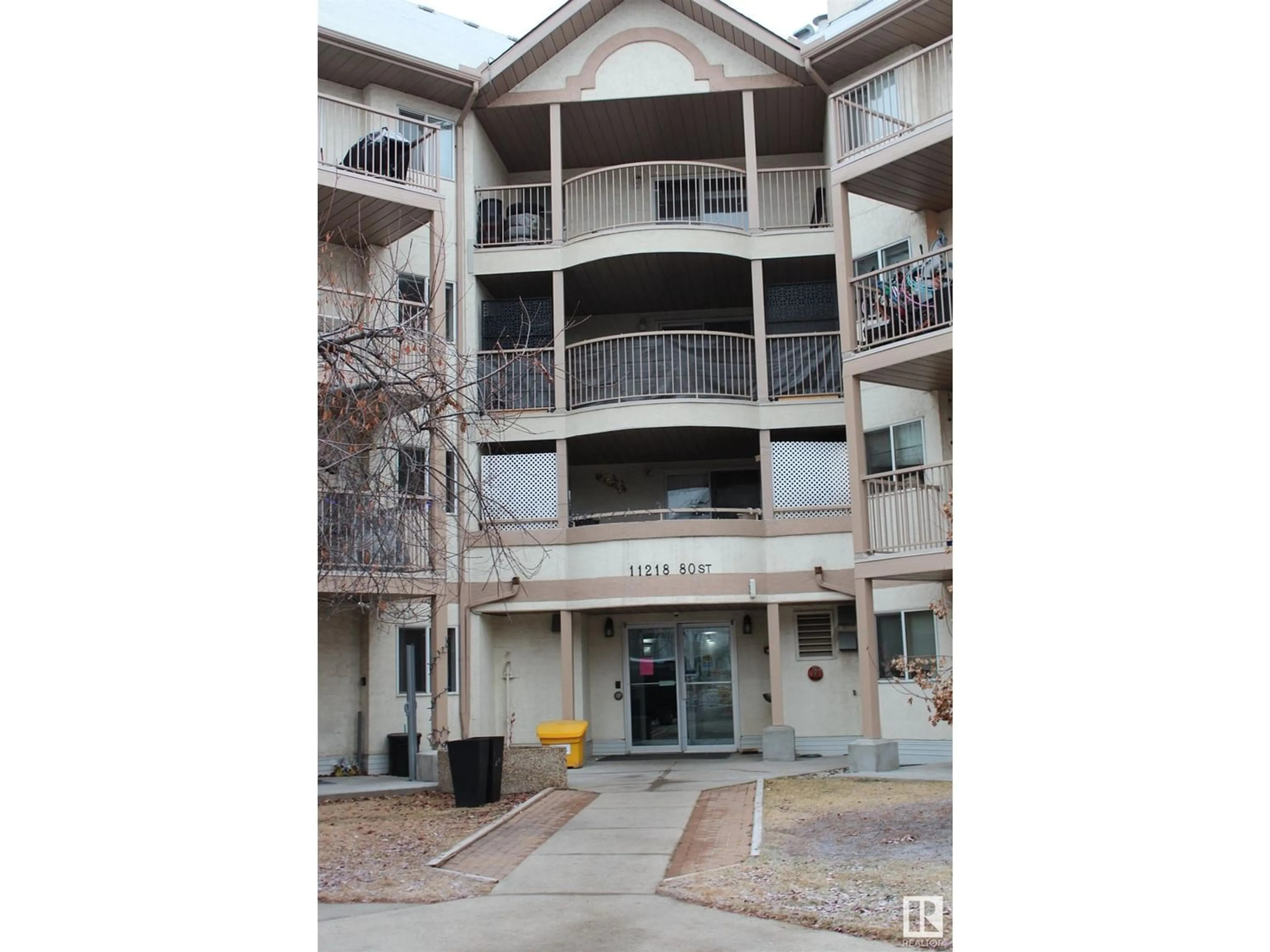A pic from exterior of the house or condo for #209 11218 80 ST NW, Edmonton Alberta T5B4V9