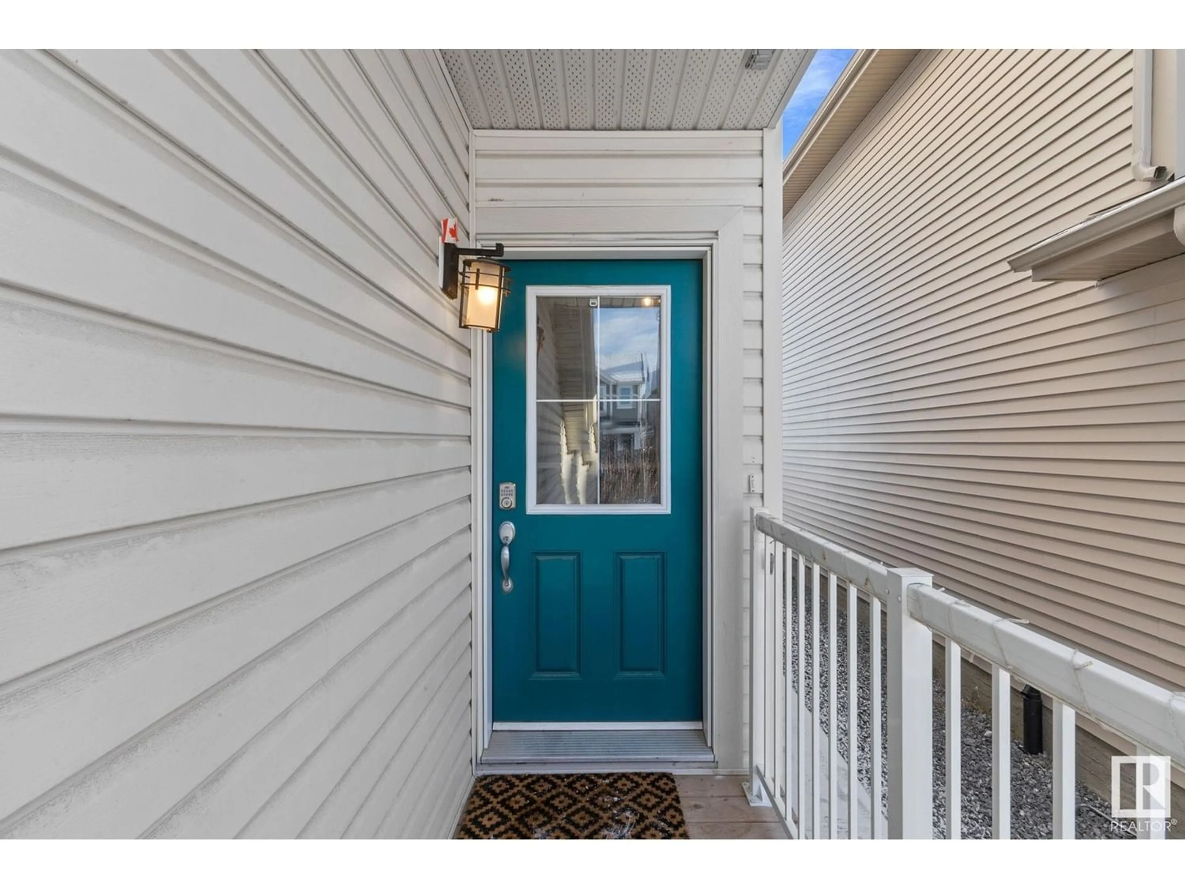 Indoor entryway for 9635 229 ST NW, Edmonton Alberta T5T7M5