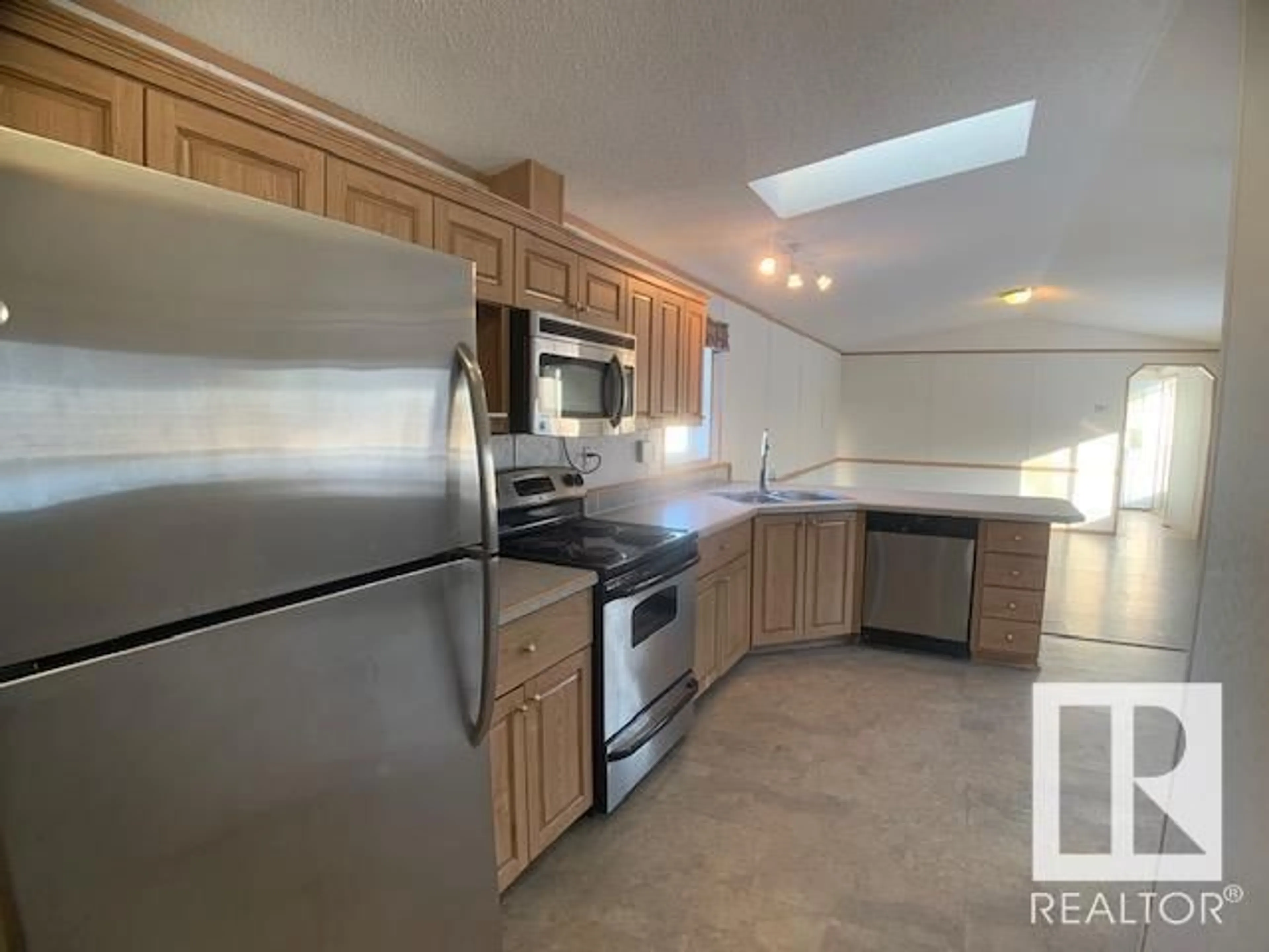 Standard kitchen, wood floors, cottage for 5925 Willow DR, Boyle Alberta T0A0M0