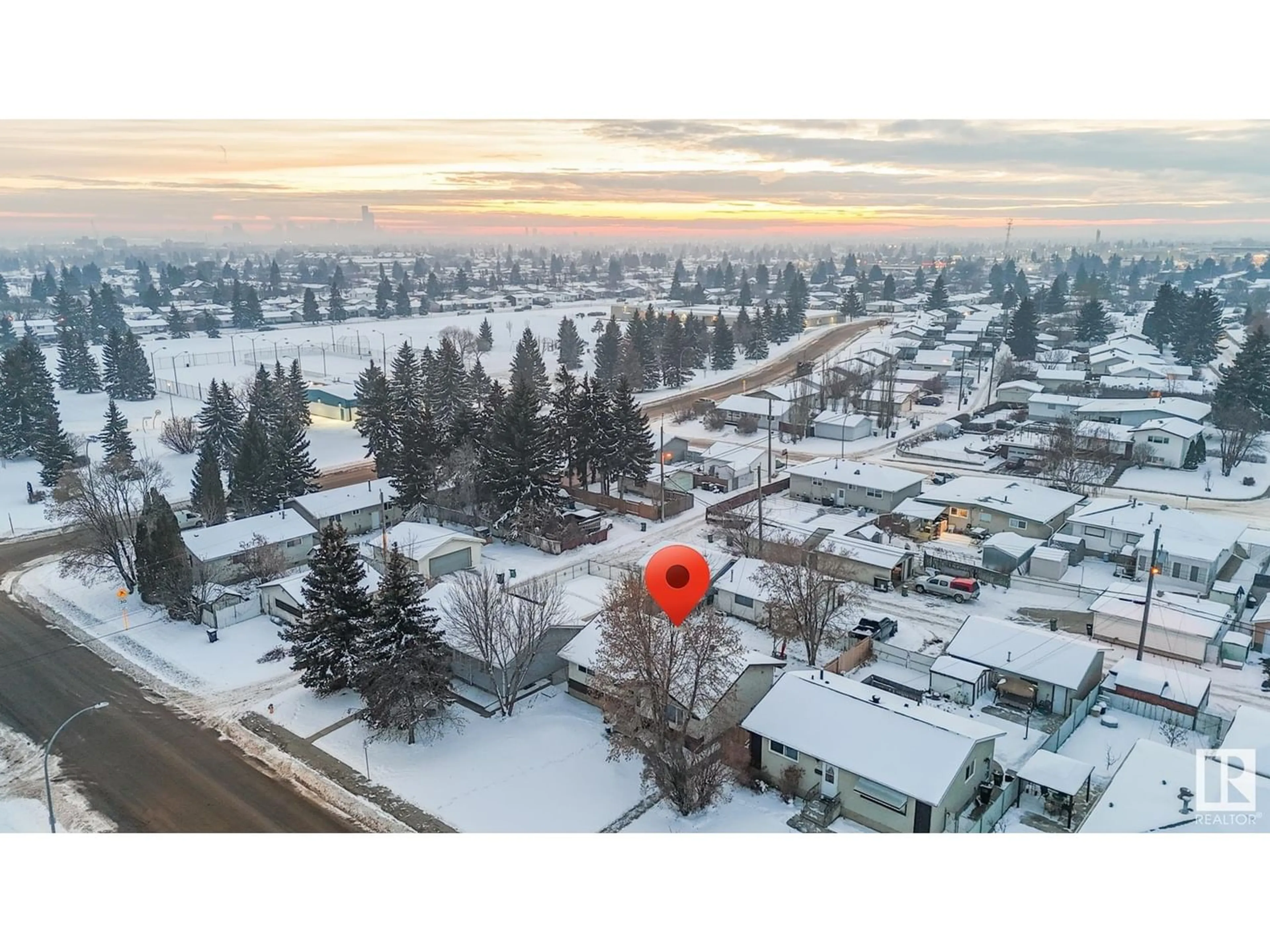 Street view for 14016 58 ST NW NW, Edmonton Alberta T5A1N4