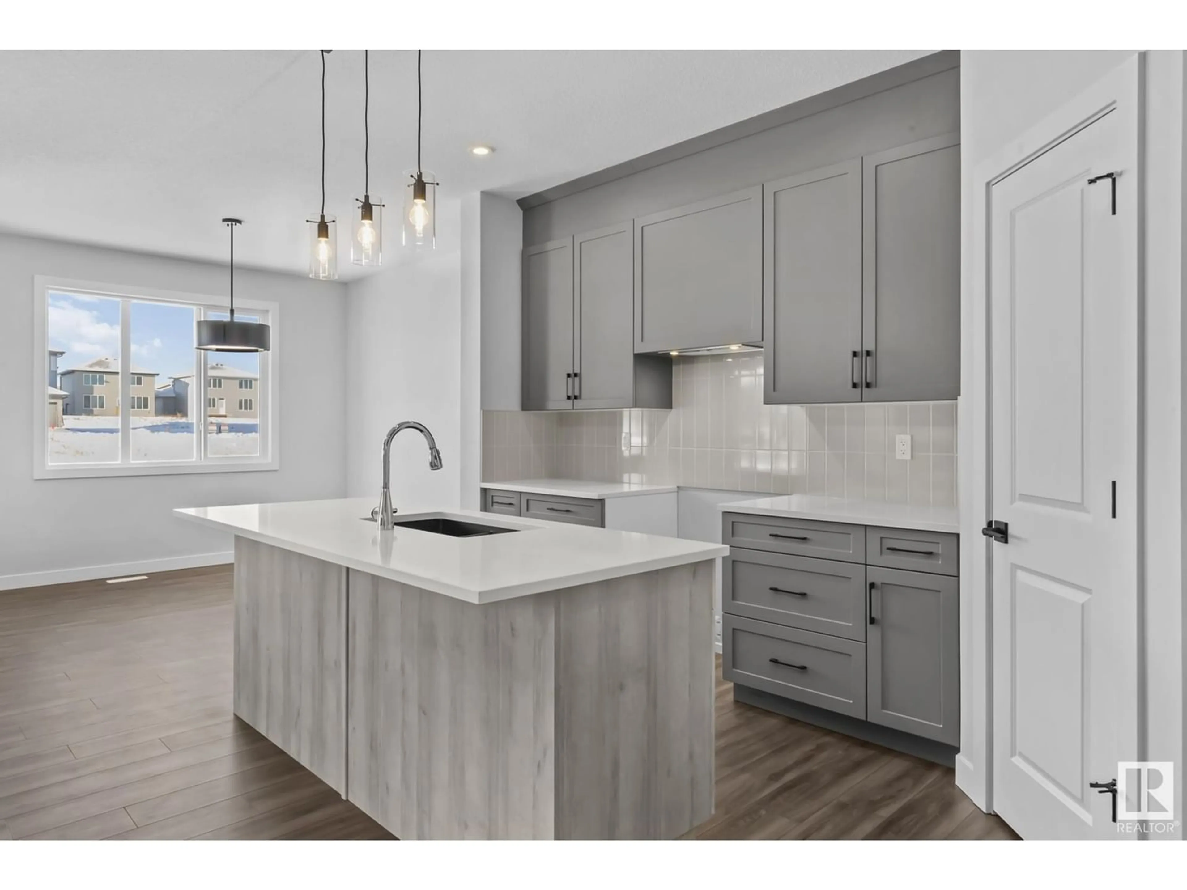 Contemporary kitchen for 19 AMBLECOTE CM, Spruce Grove Alberta T7X3C6