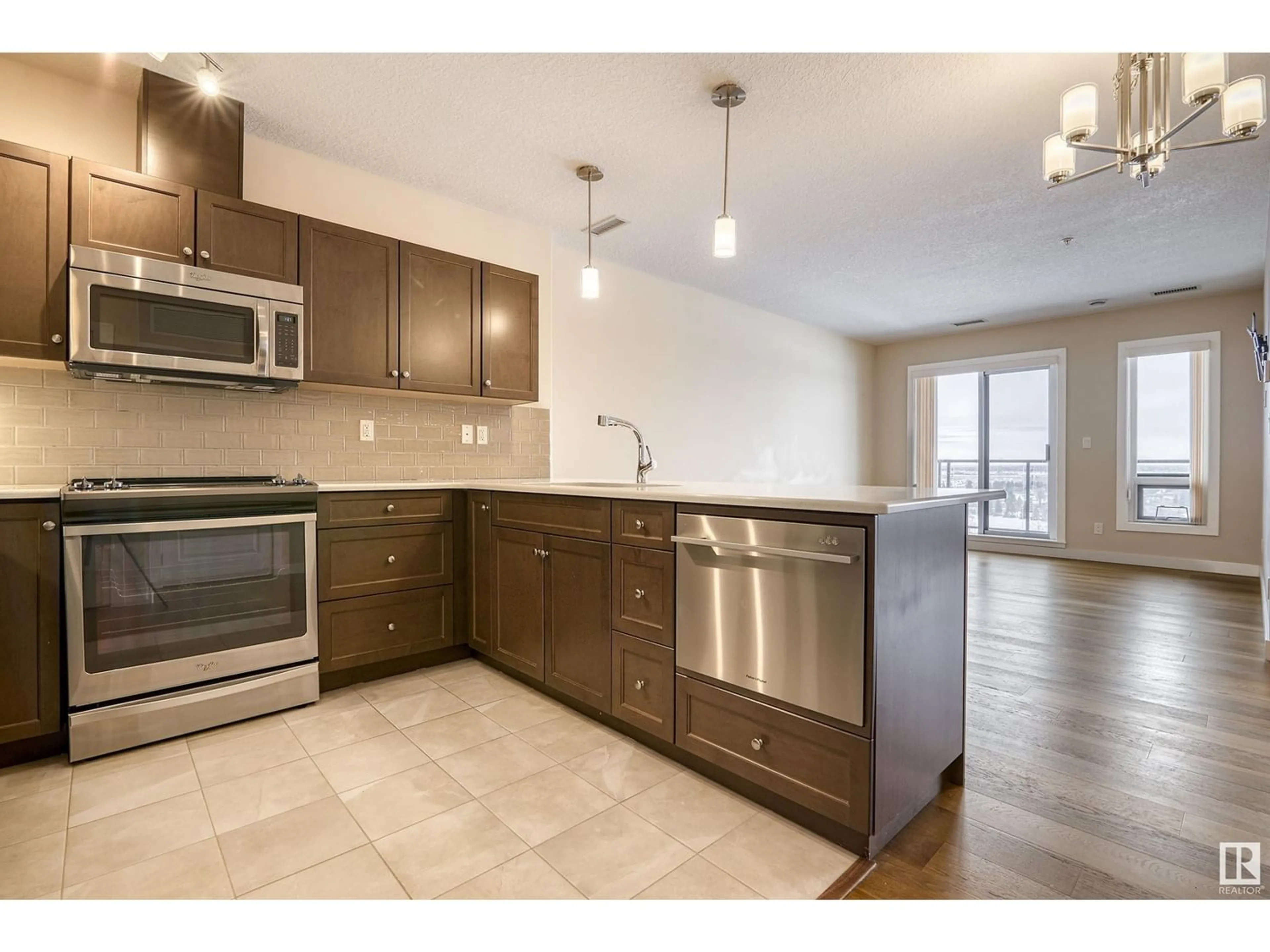 Standard kitchen for #1008 2755 109 ST NW, Edmonton Alberta T6J5S4